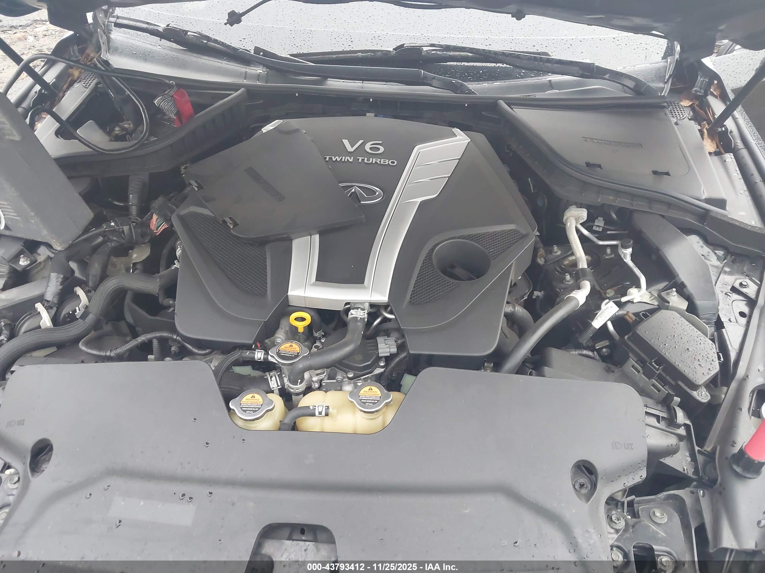 INFINITI Q50 image 10