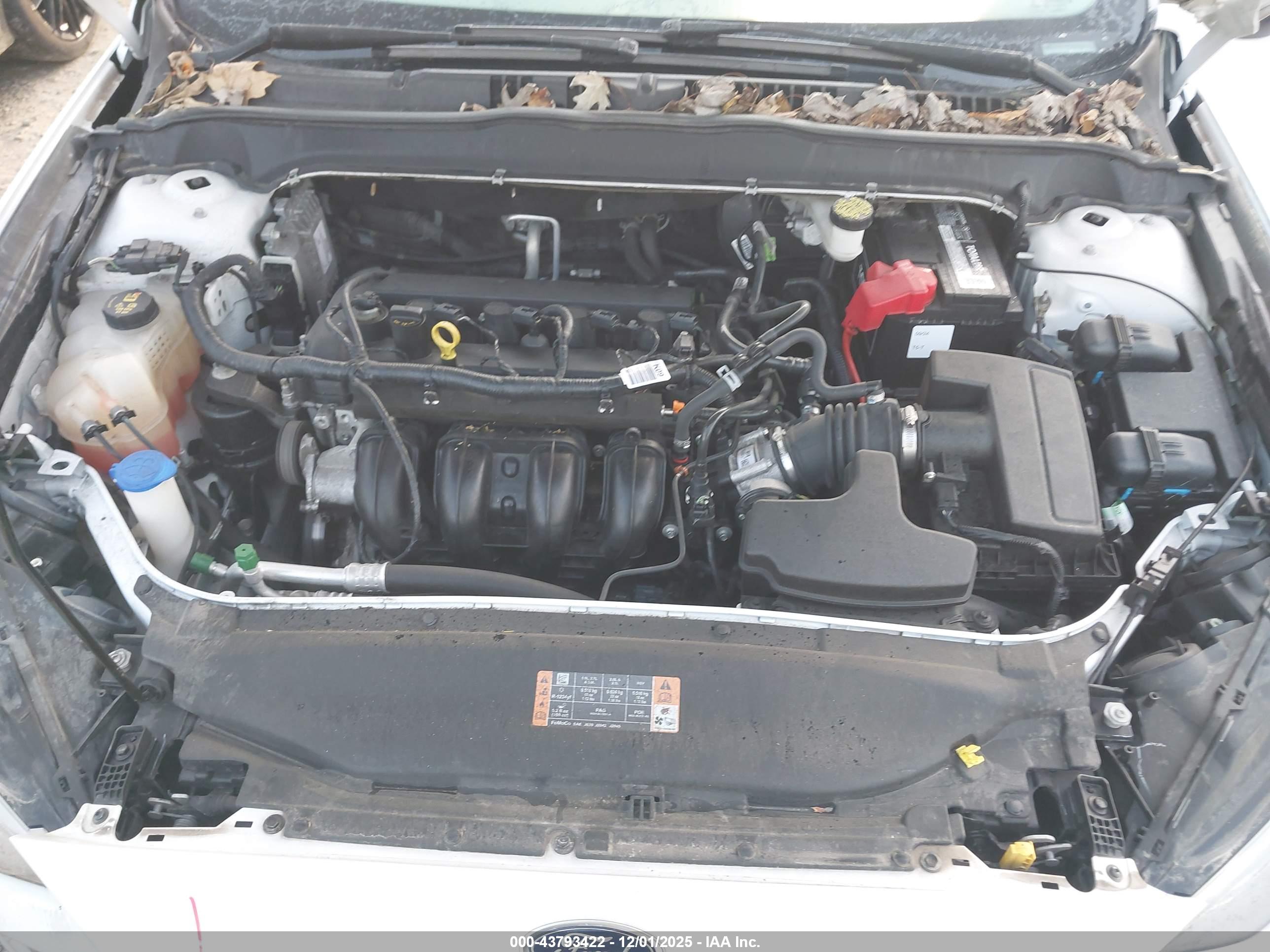 FORD FUSION image 10