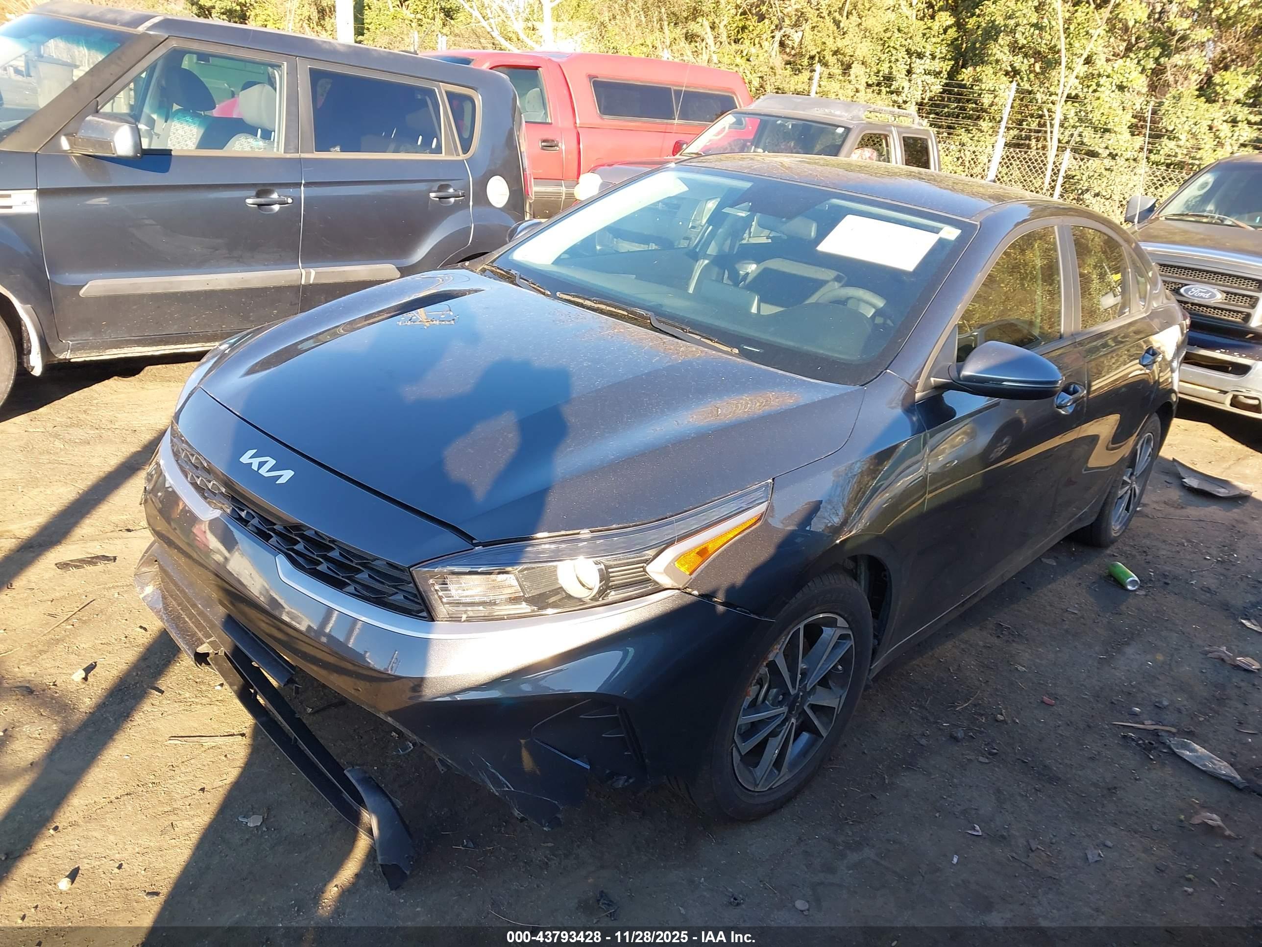 KIA FORTE image 2