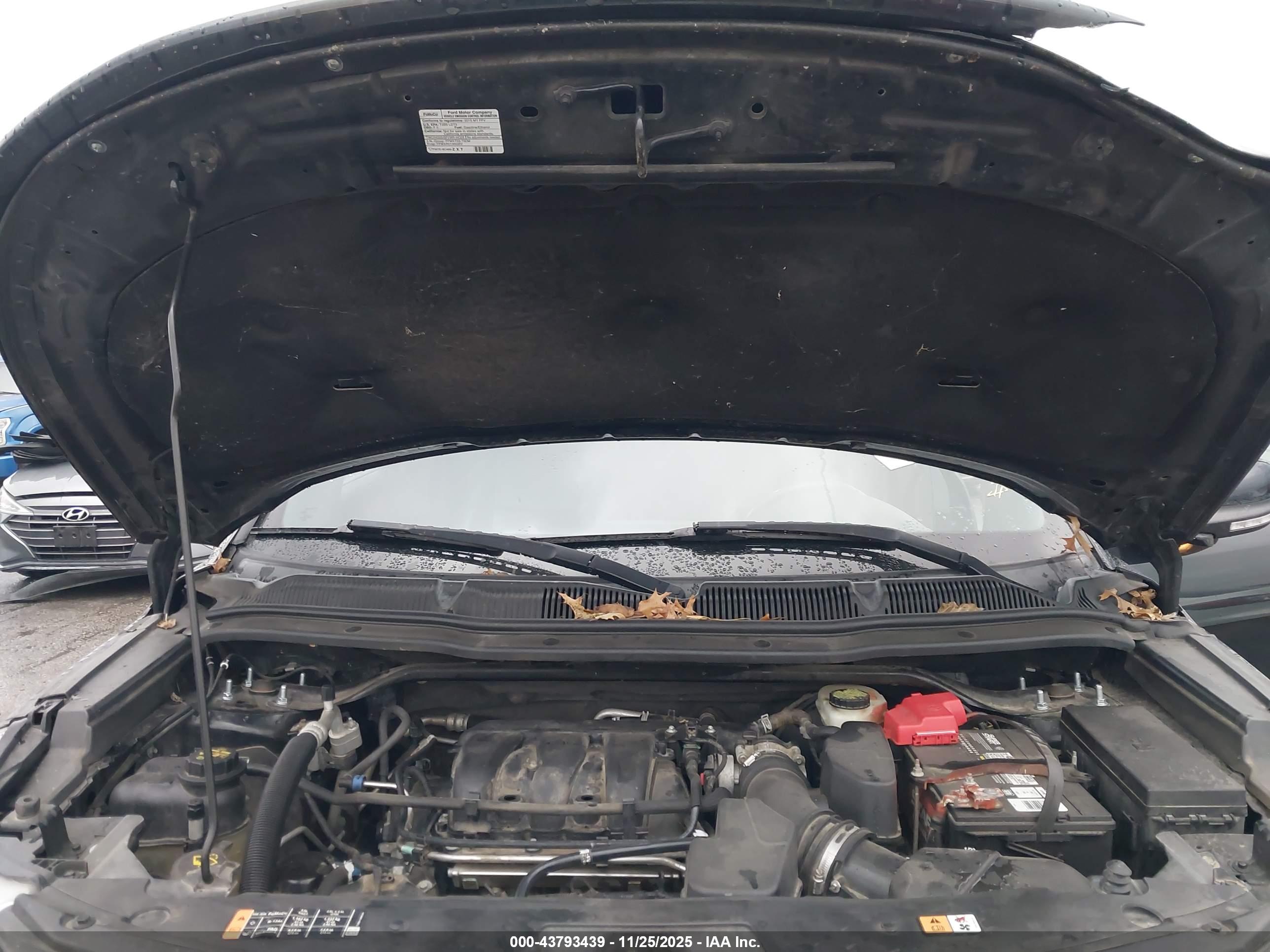 FORD EXPLORER image 10