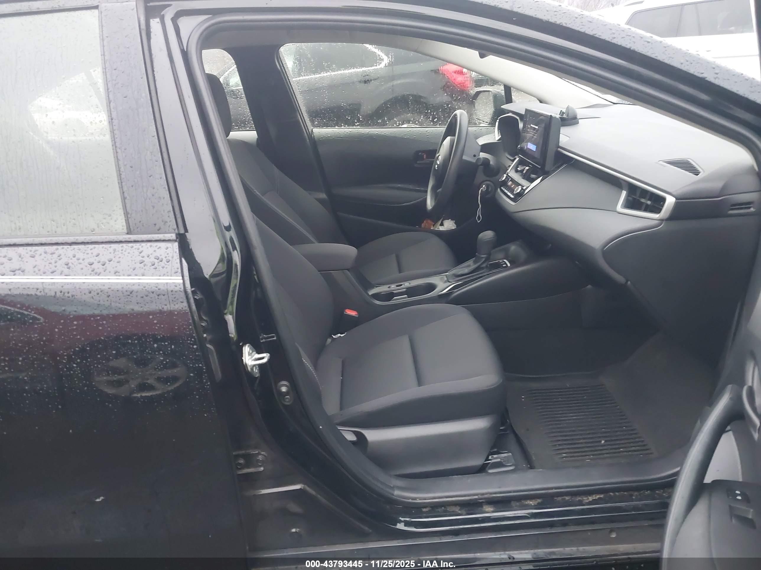 TOYOTA COROLLA image 5