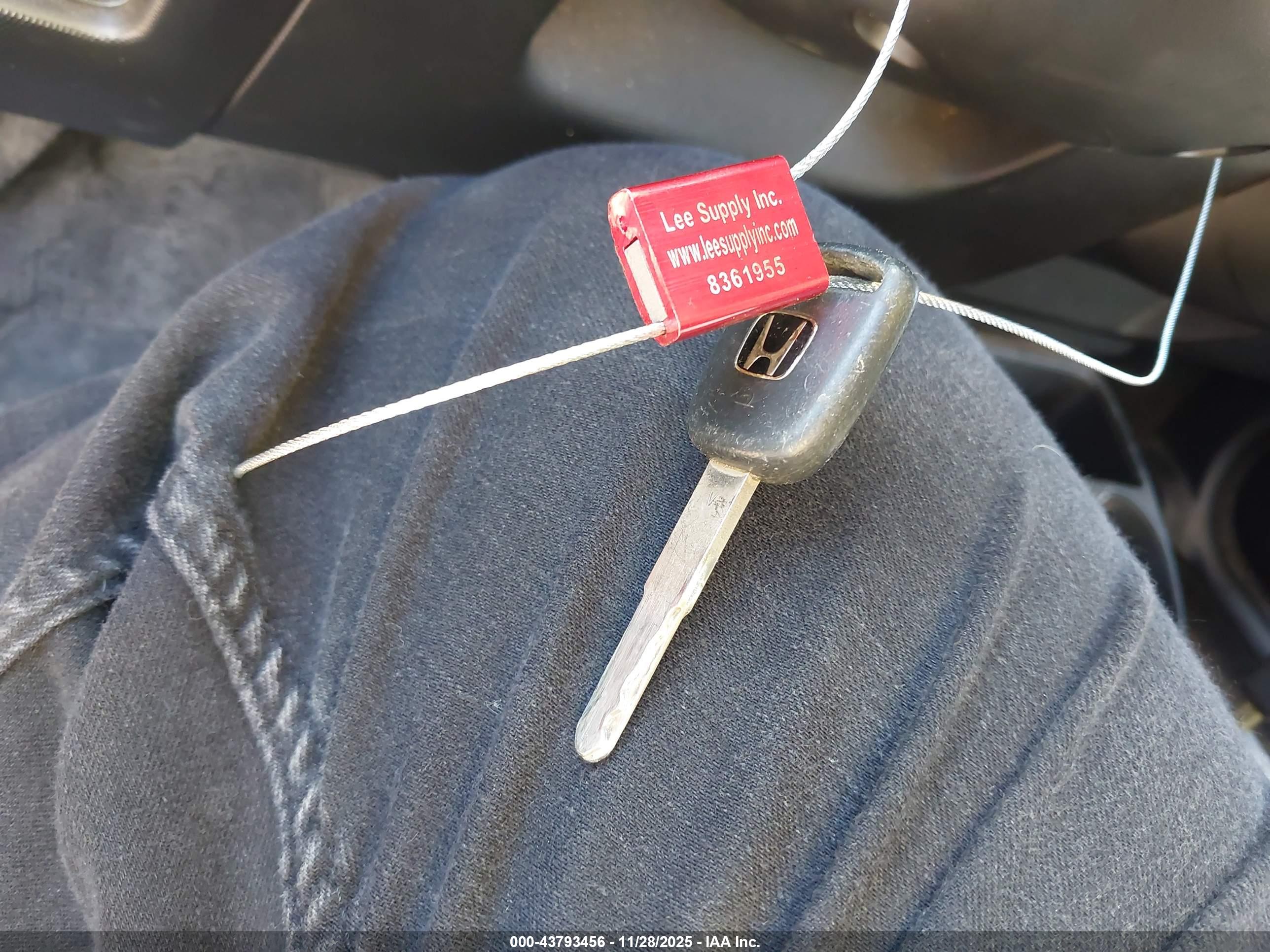 HONDA FIT image 11