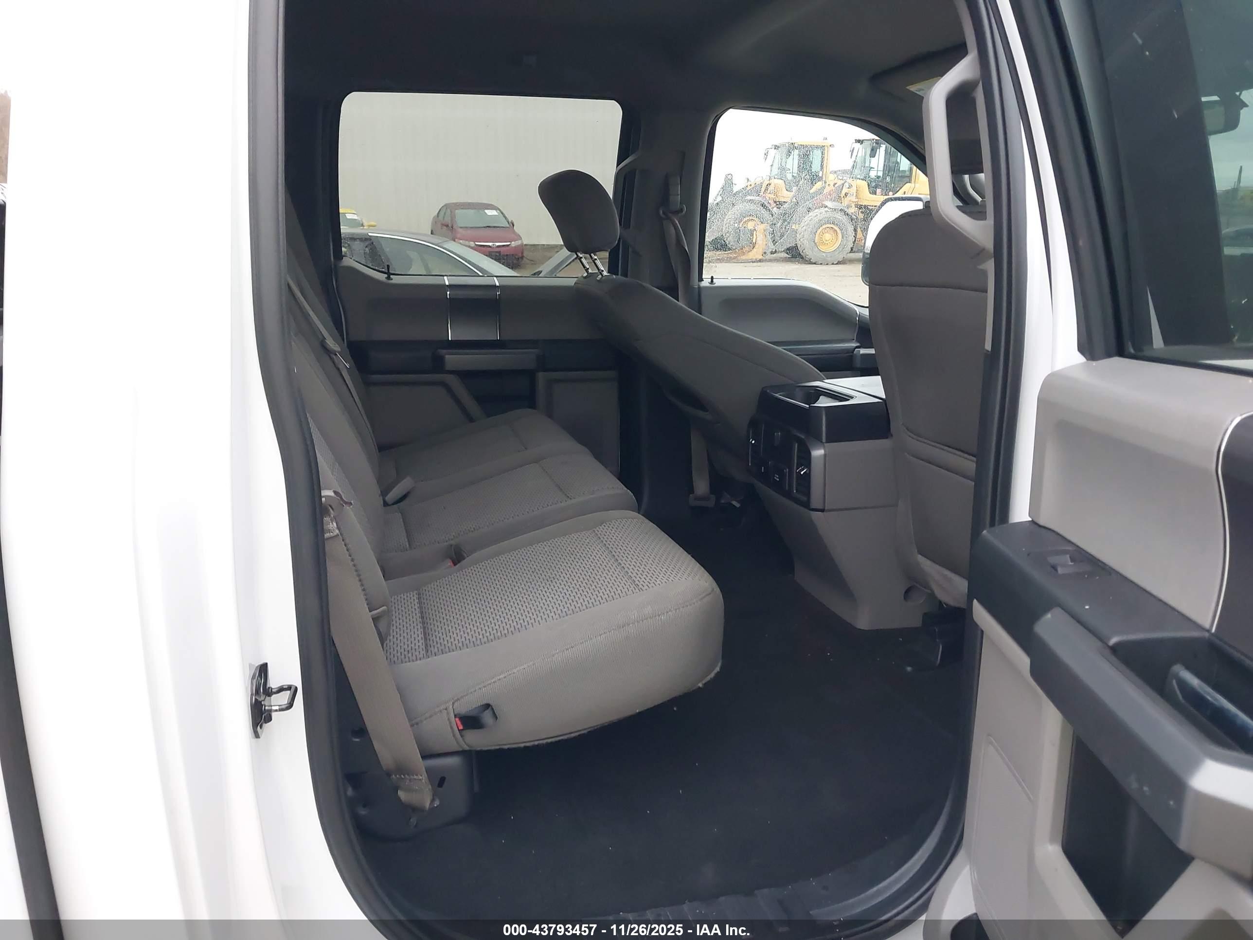 FORD F-150 image 8