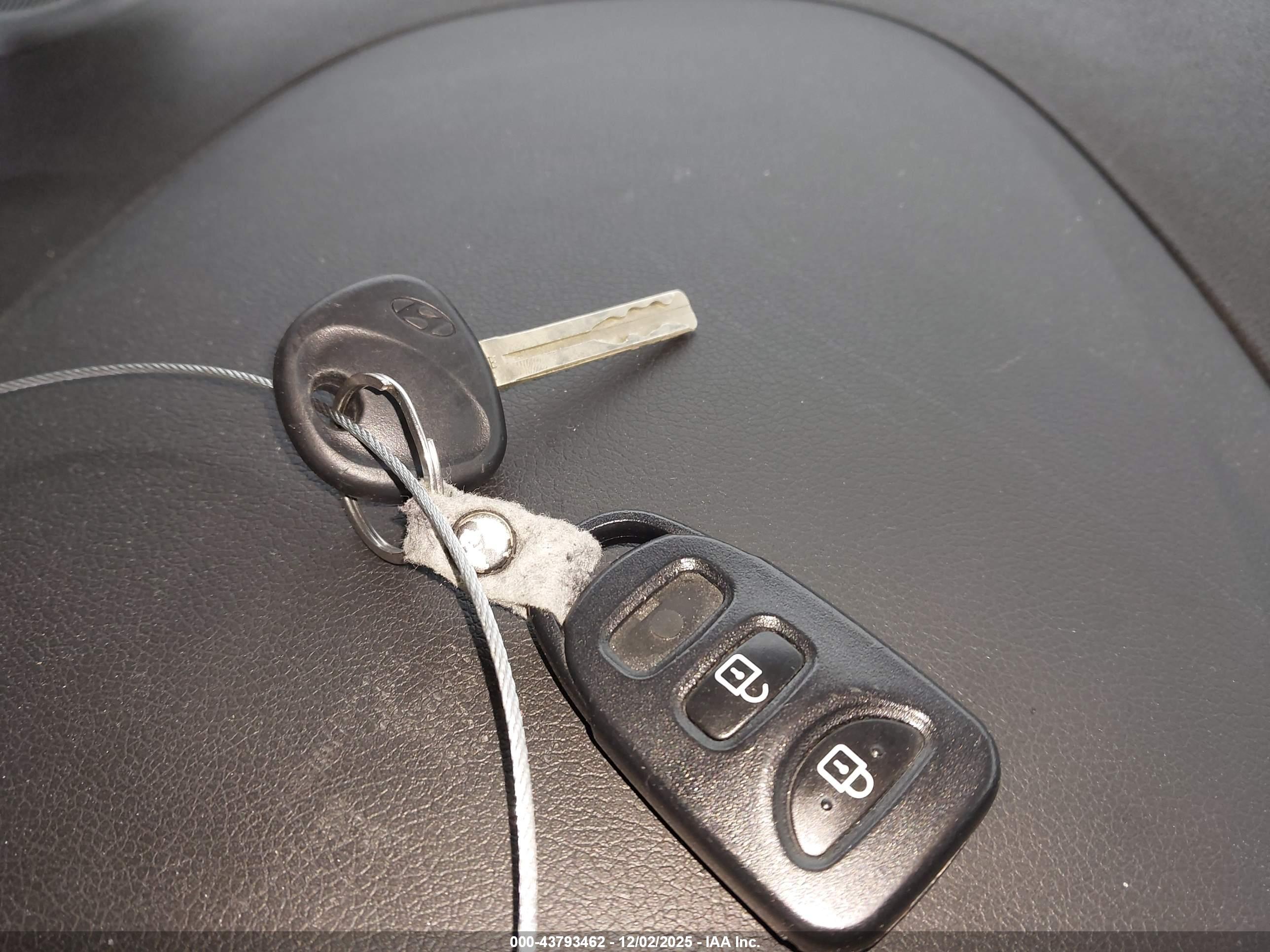 HYUNDAI SONATA image 11