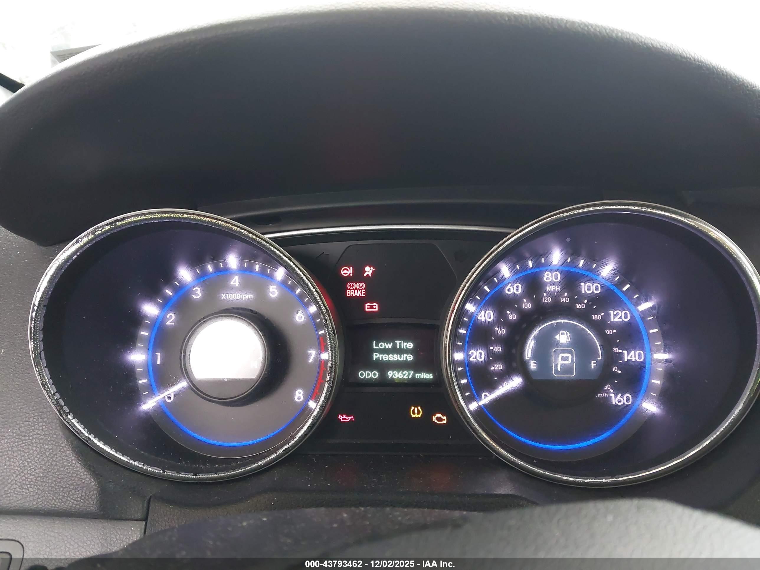 HYUNDAI SONATA image 7
