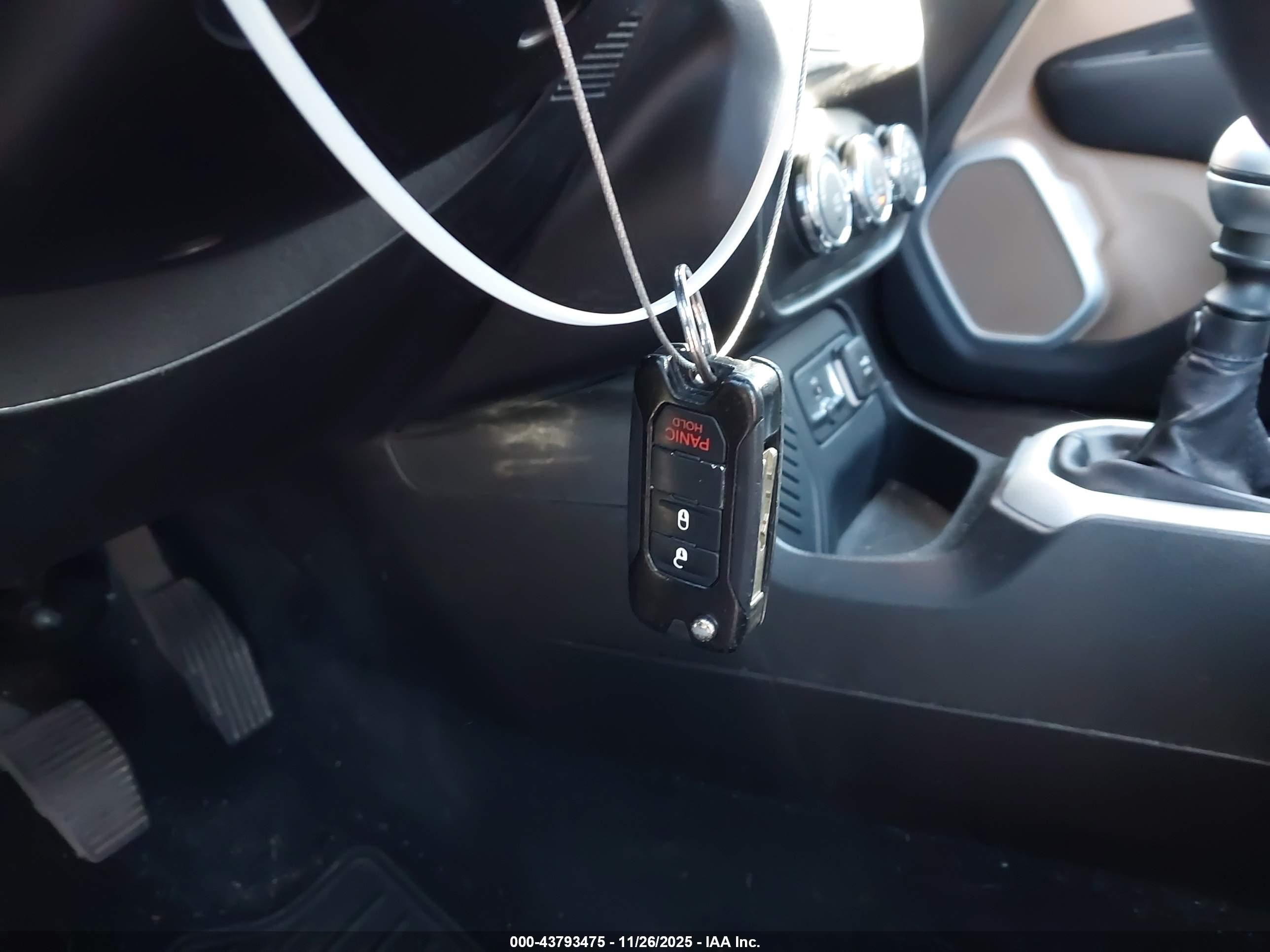 JEEP RENEGADE image 11
