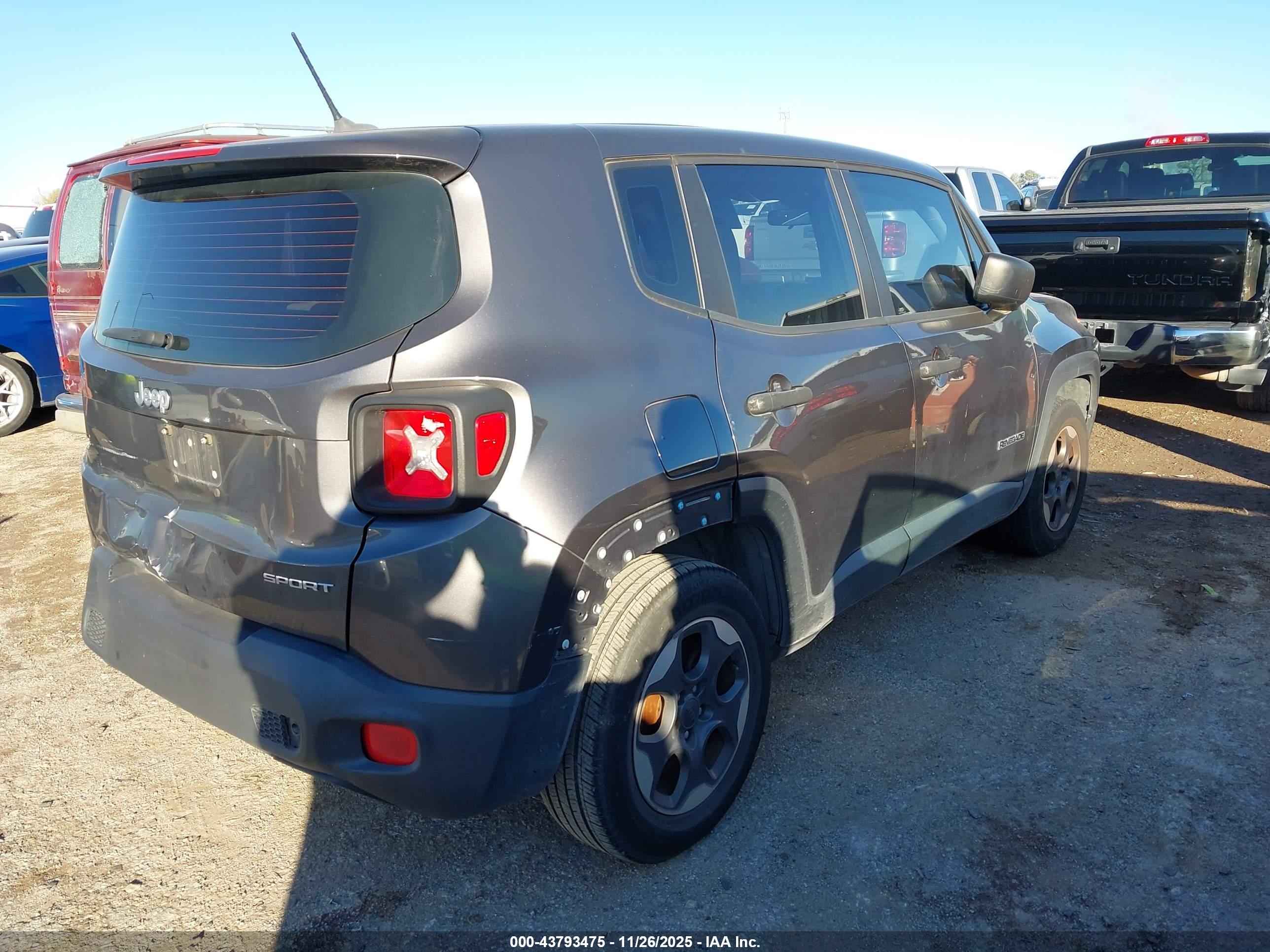JEEP RENEGADE image 4