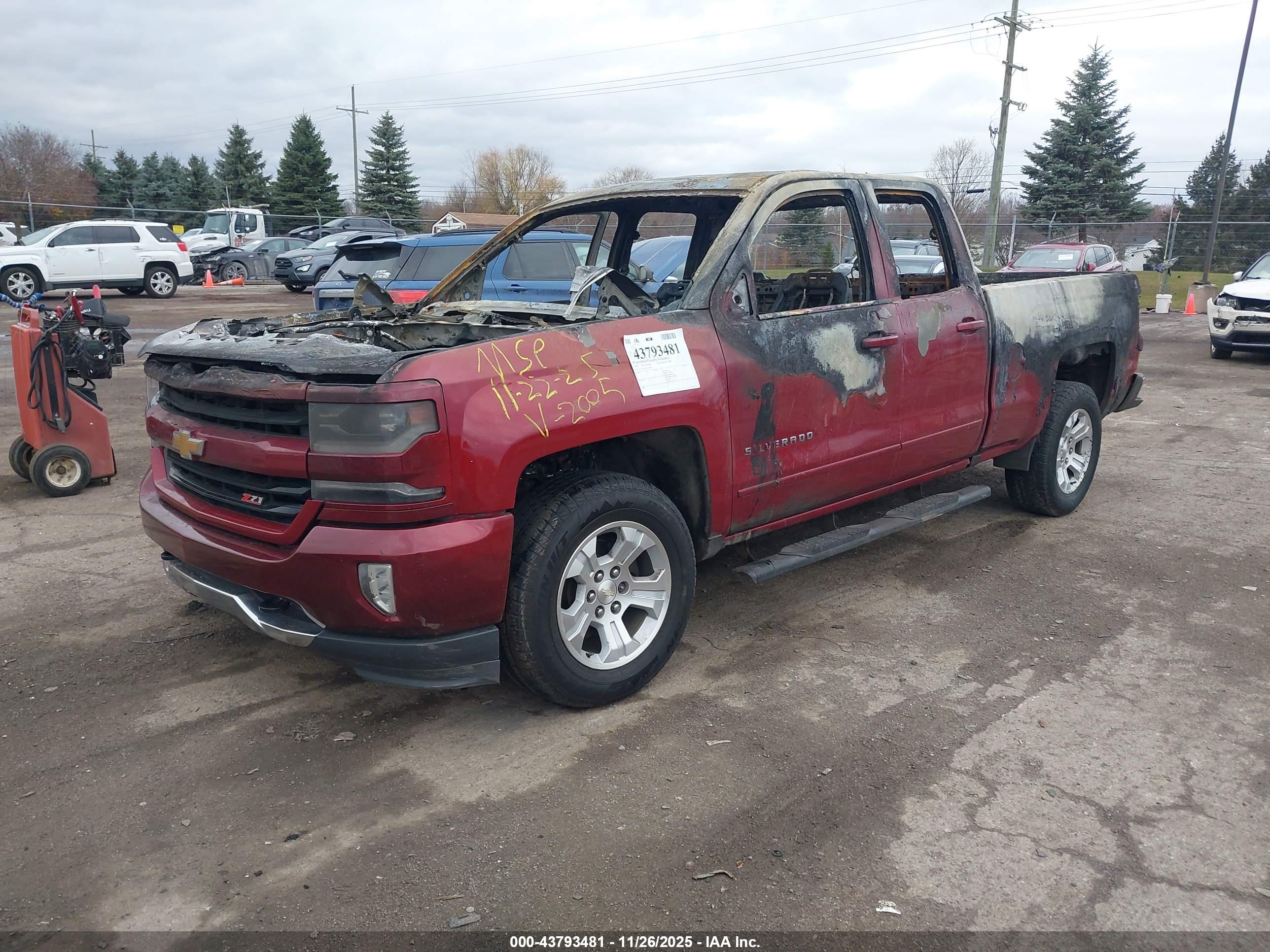 CHEVROLET SILVERADO image 2