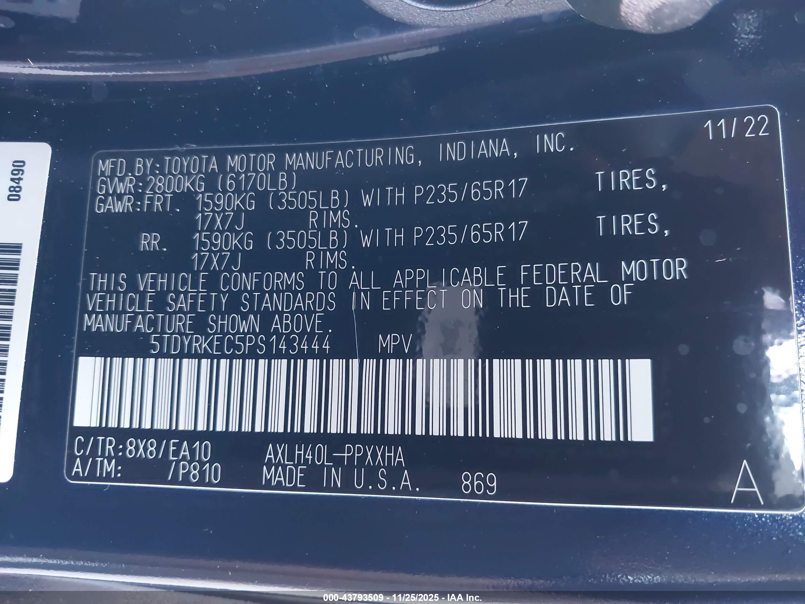 TOYOTA SIENNA image 9