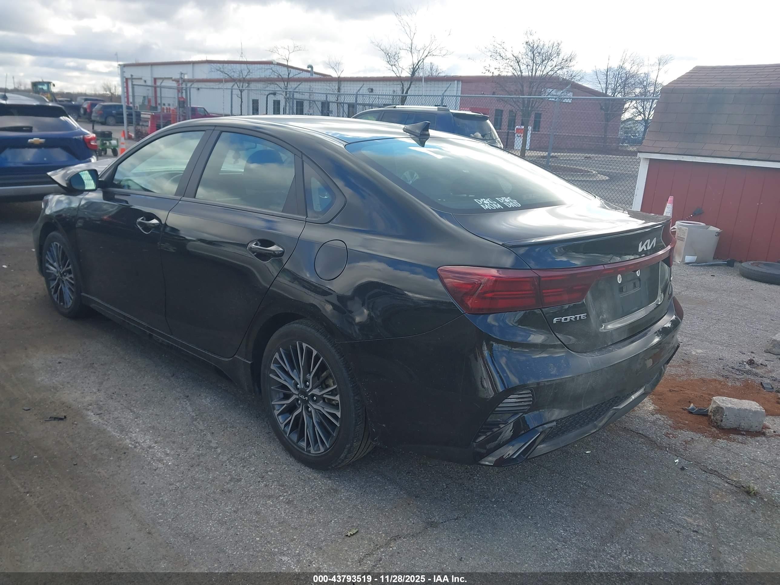 KIA FORTE image 3