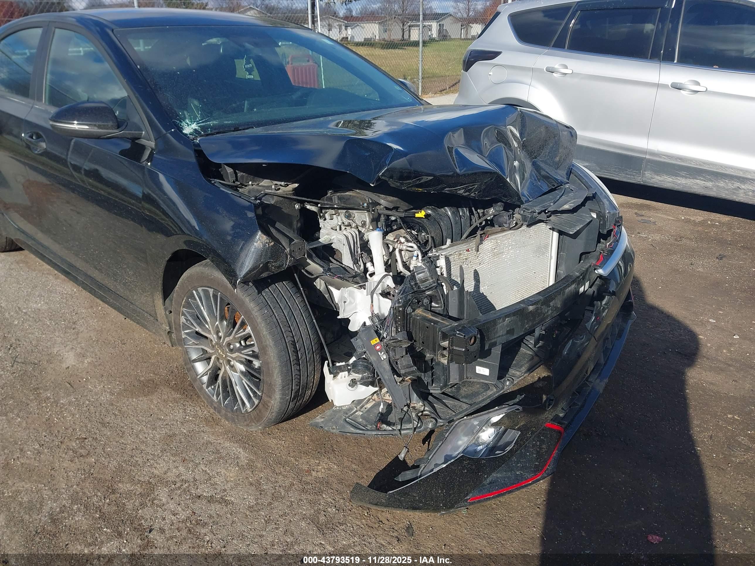 KIA FORTE image 6