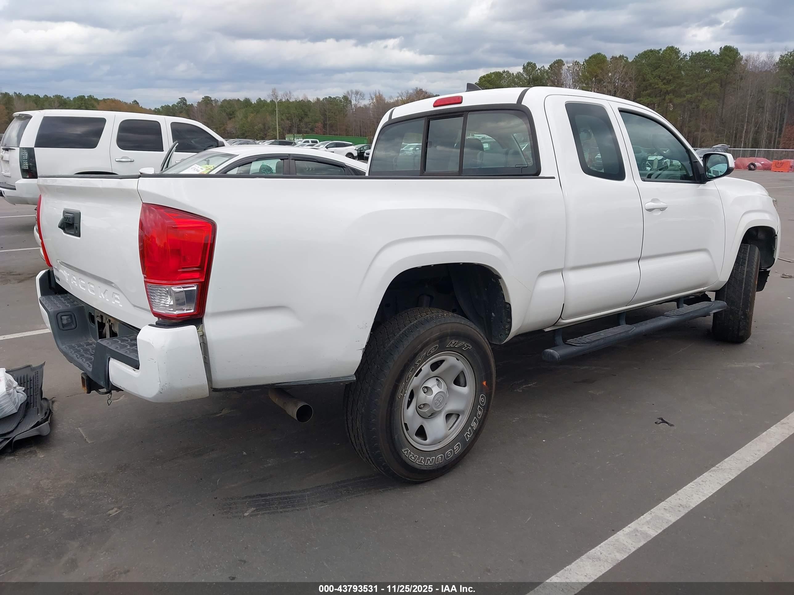 TOYOTA TACOMA image 4