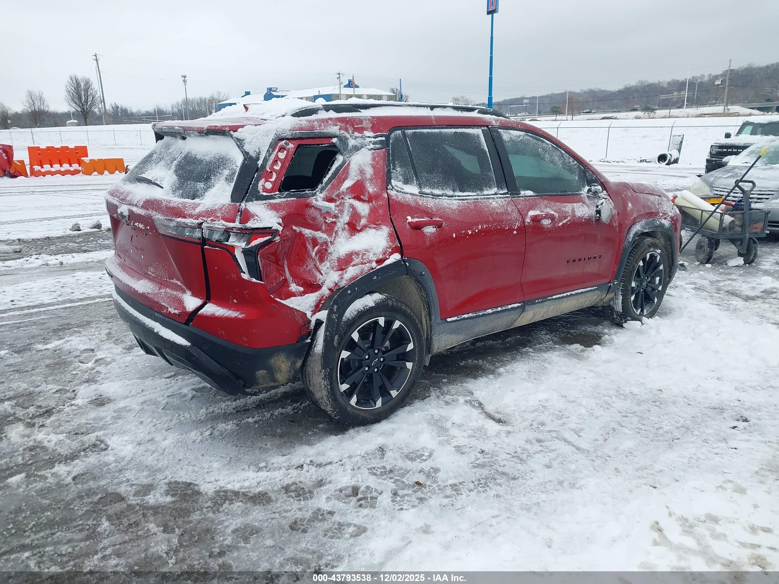 CHEVROLET EQUINOX image 4
