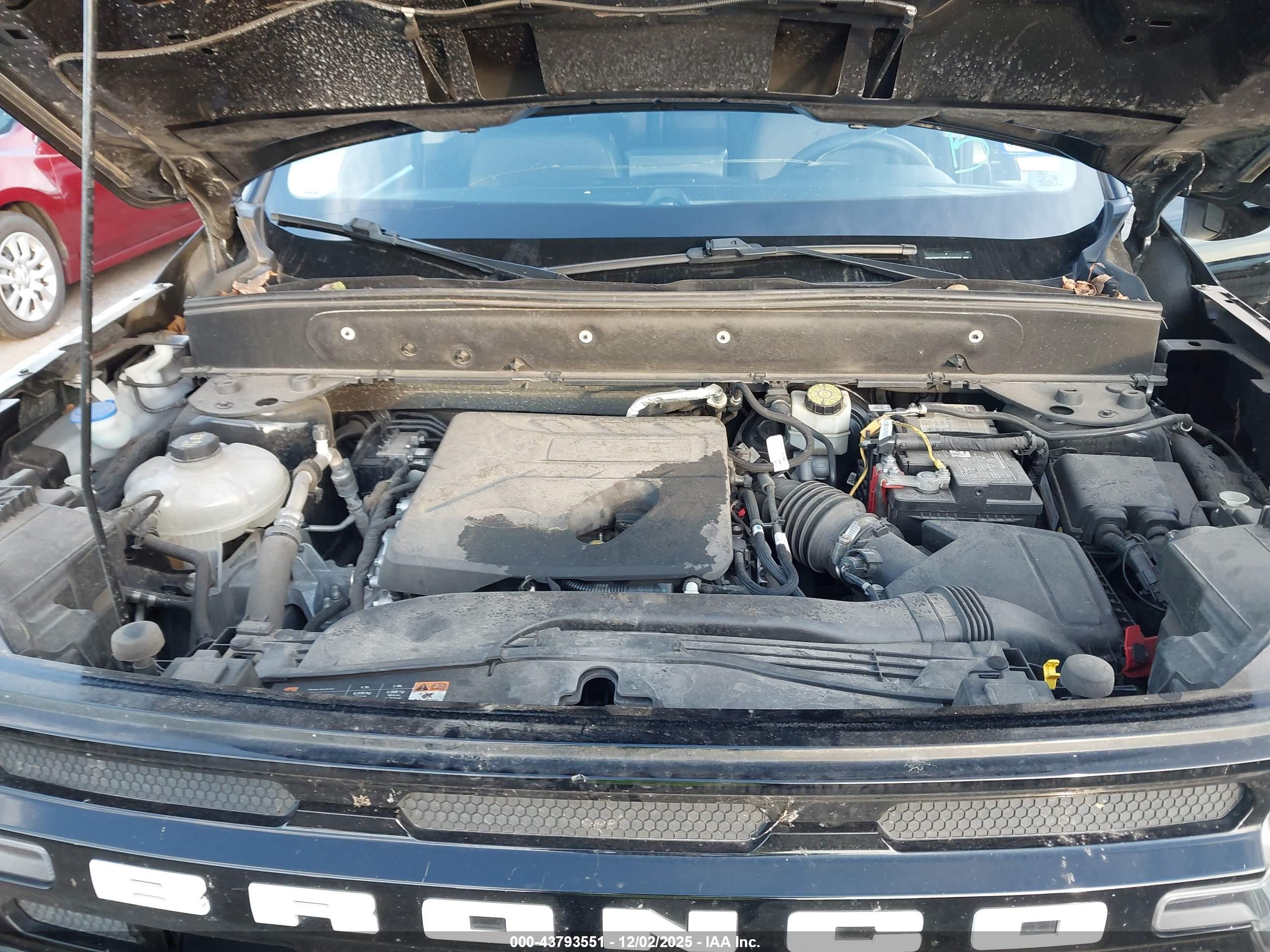 FORD BRONCO image 10