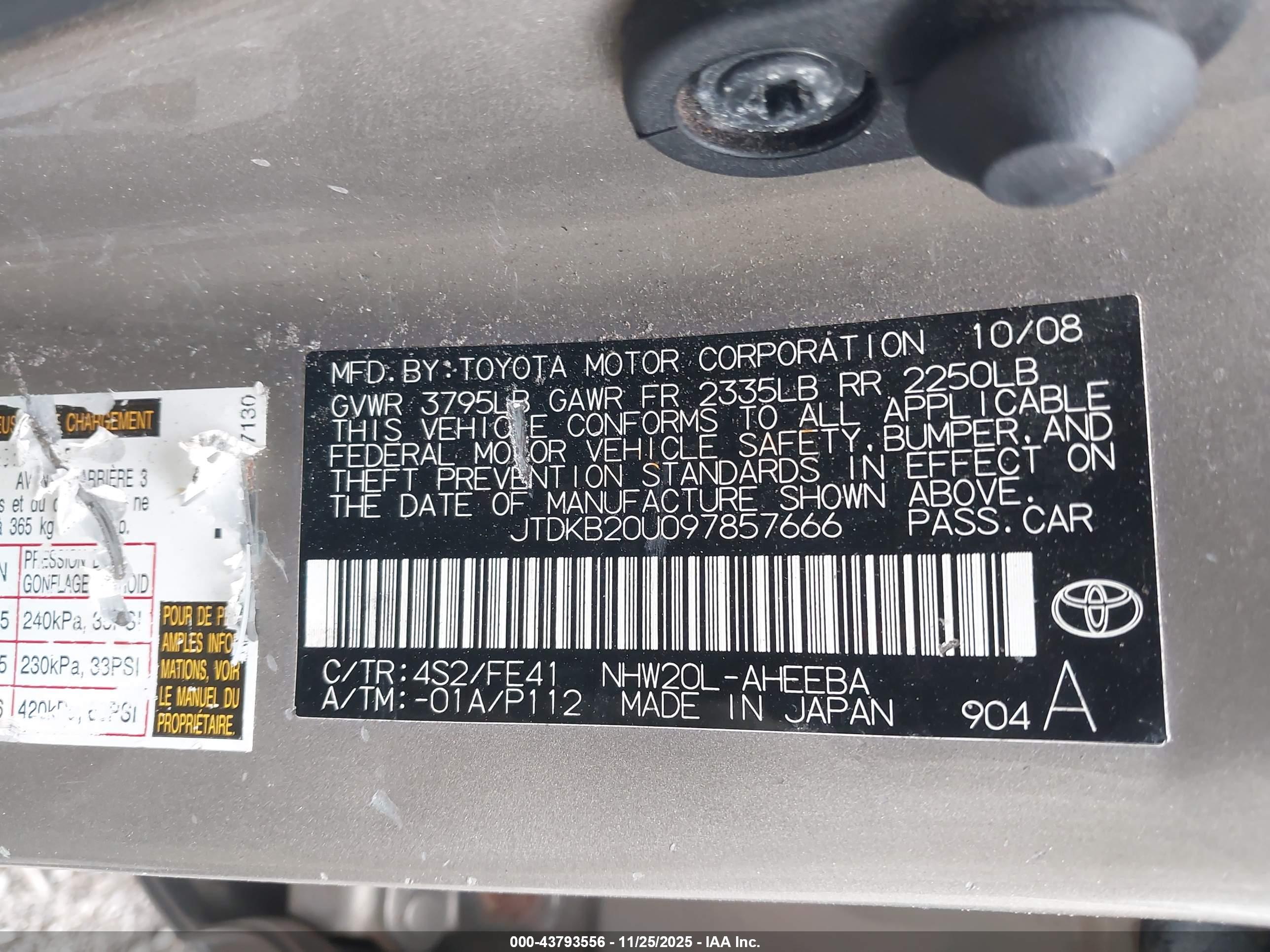 TOYOTA PRIUS image 9