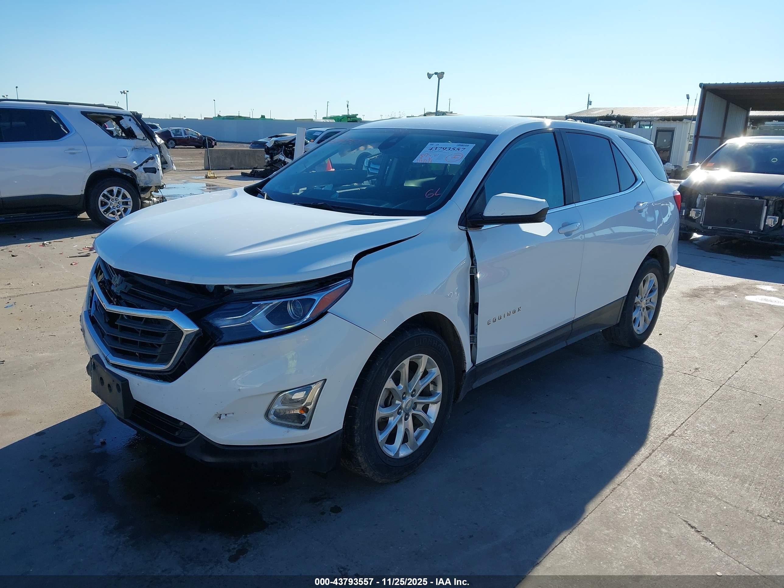 CHEVROLET EQUINOX image 2