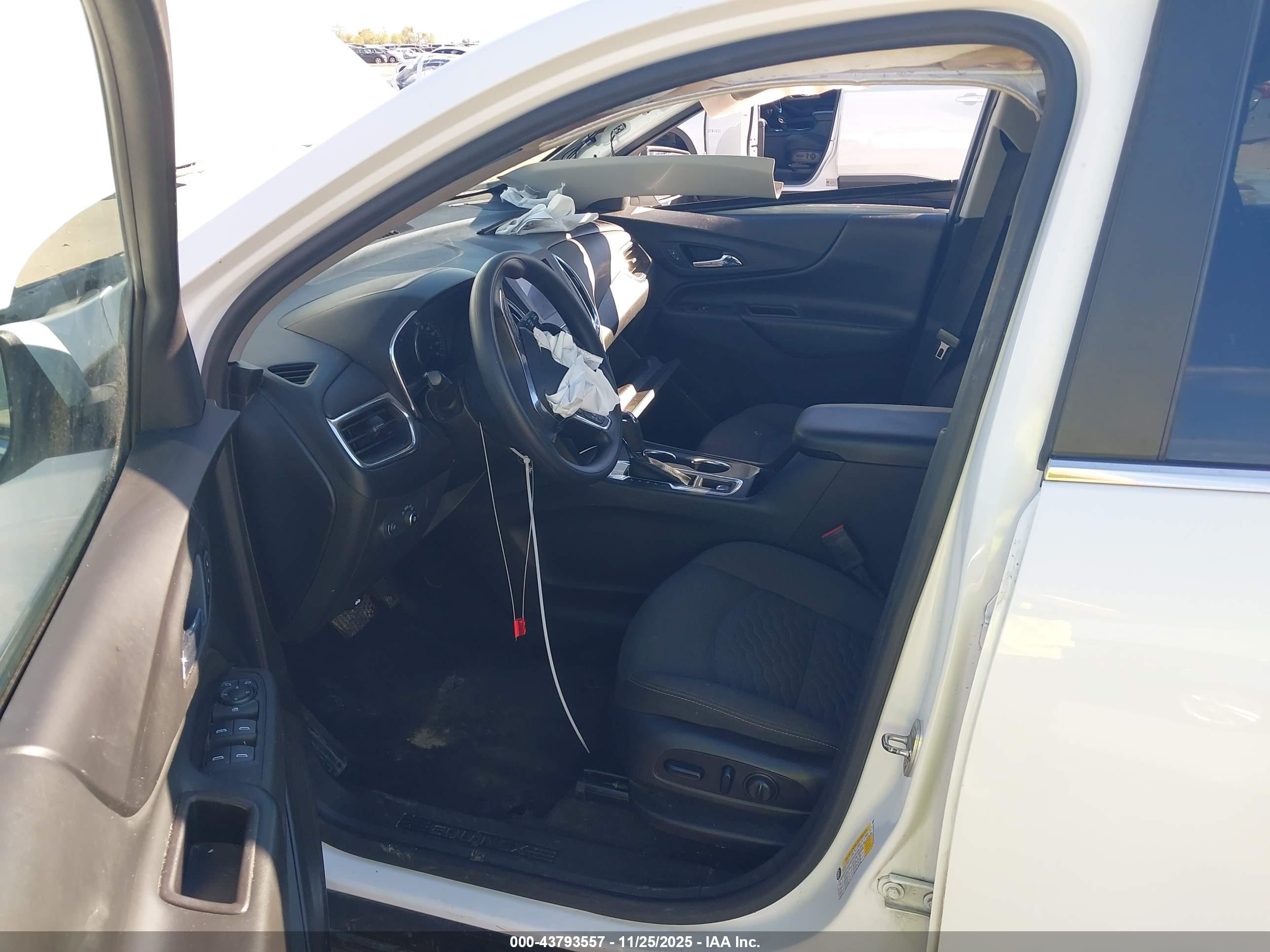CHEVROLET EQUINOX image 5