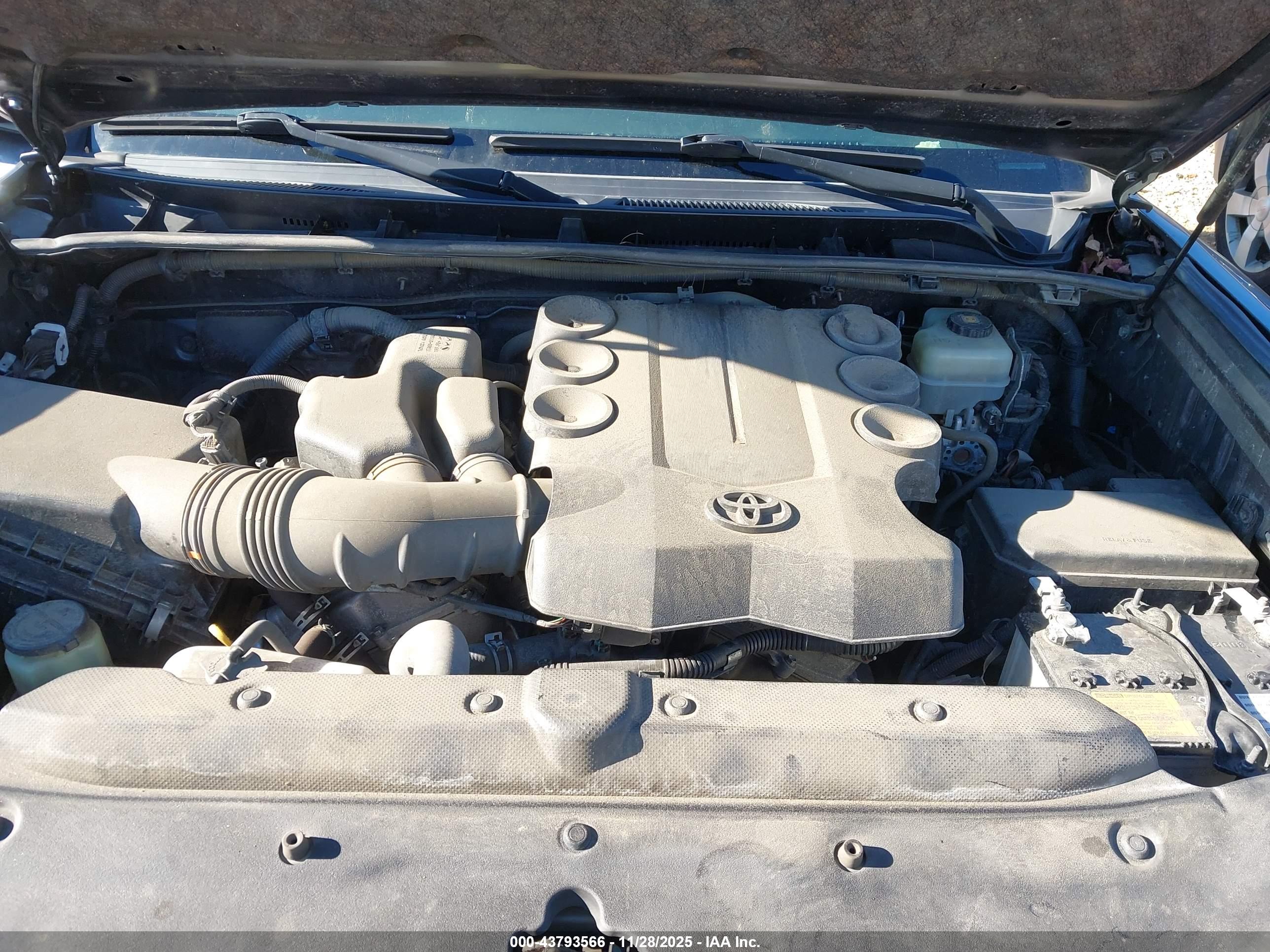 TOYOTA 4RUNNER image 10