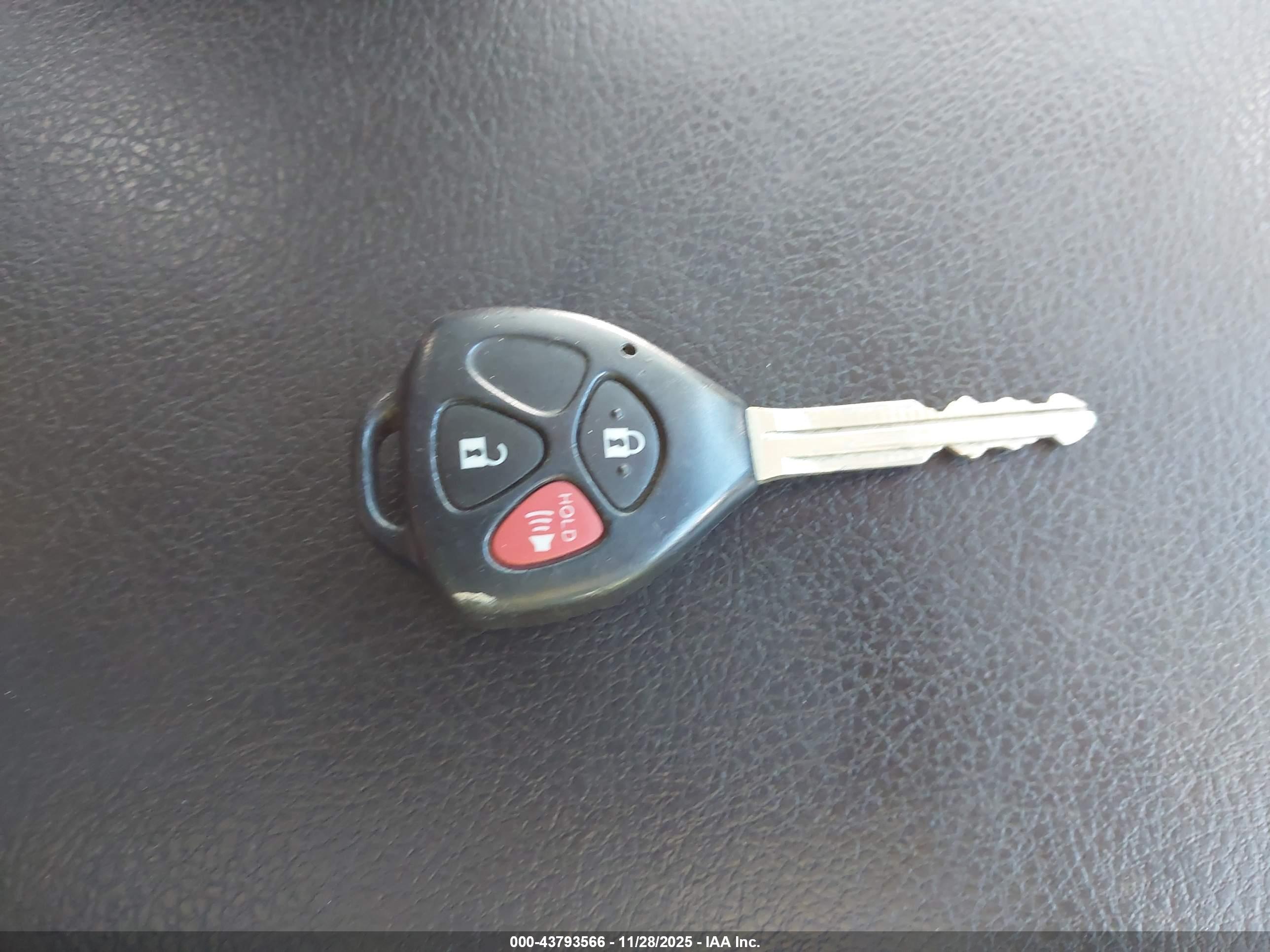 TOYOTA 4RUNNER image 11