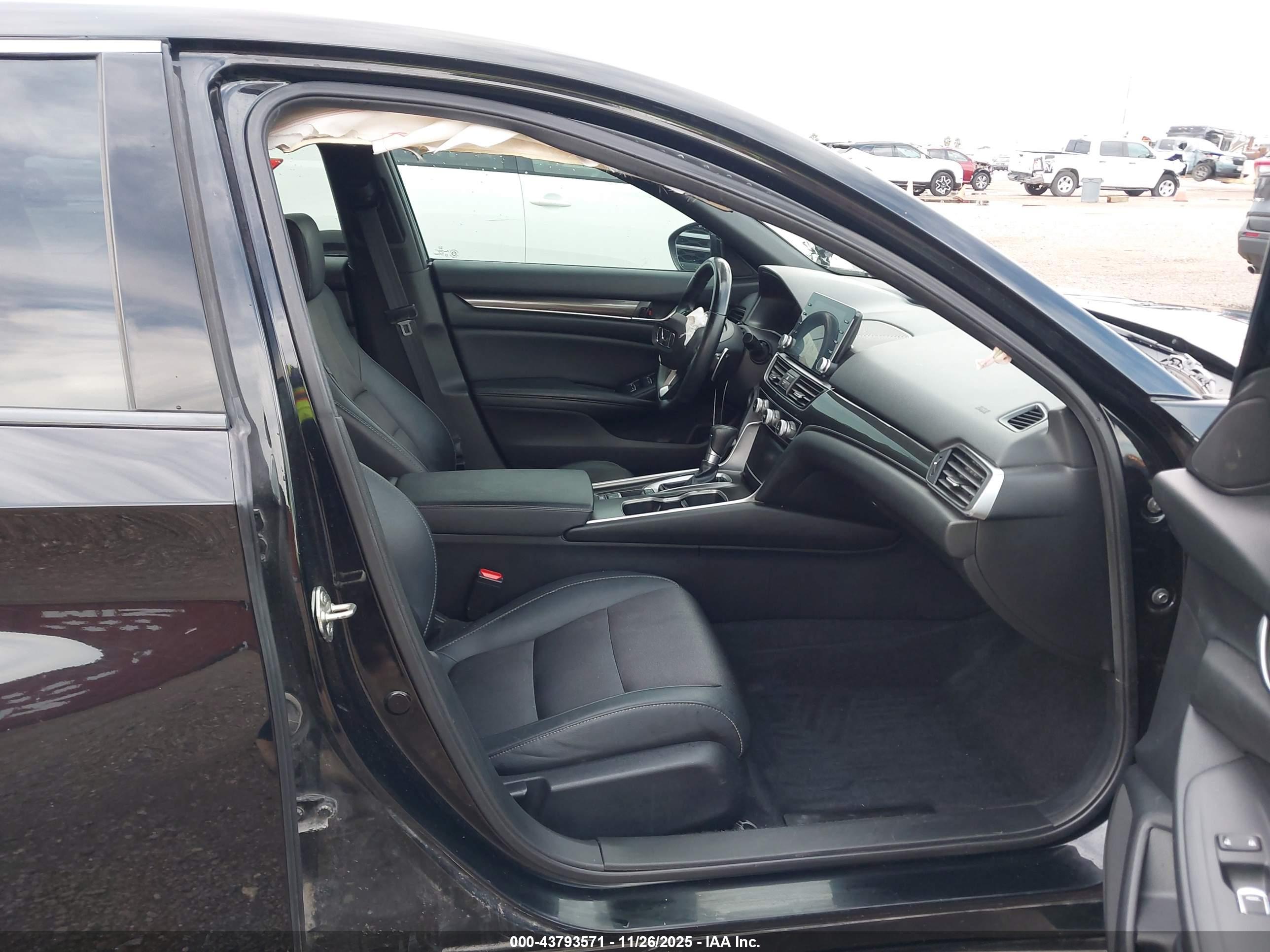 HONDA ACCORD image 5