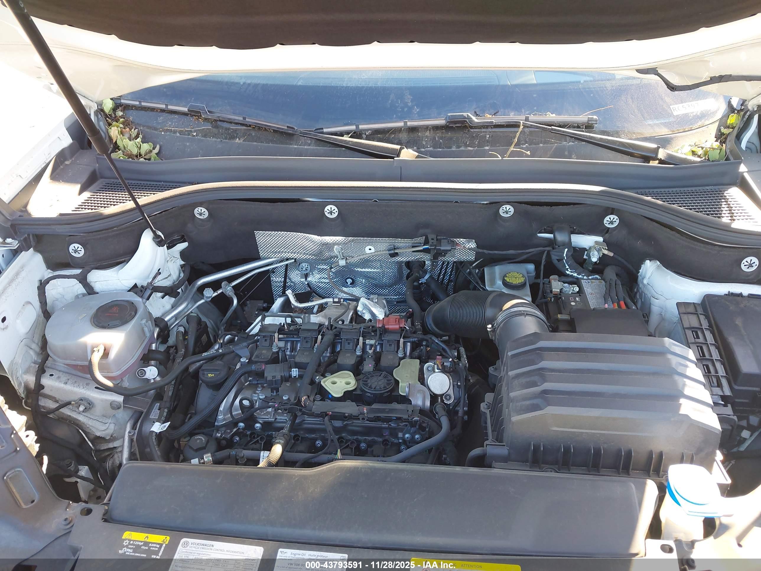 VOLKSWAGEN ATLAS image 10