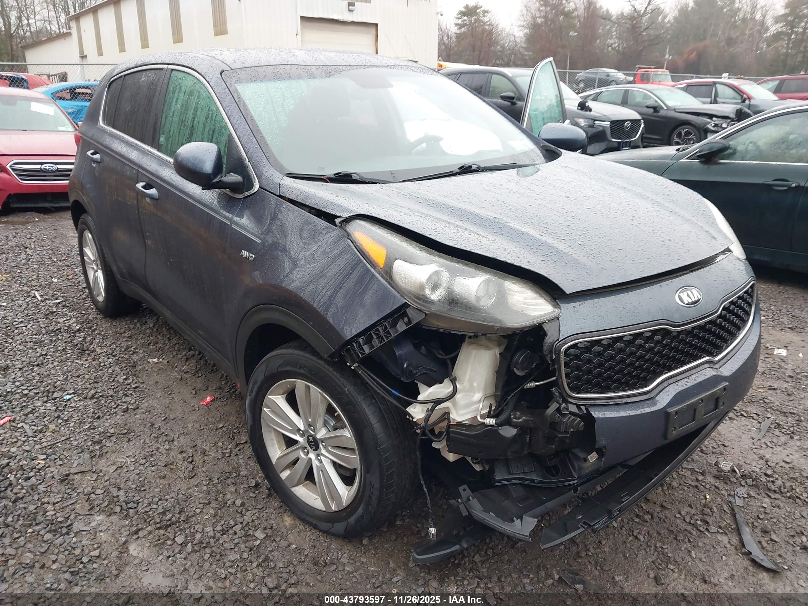 KIA SPORTAGE image 6