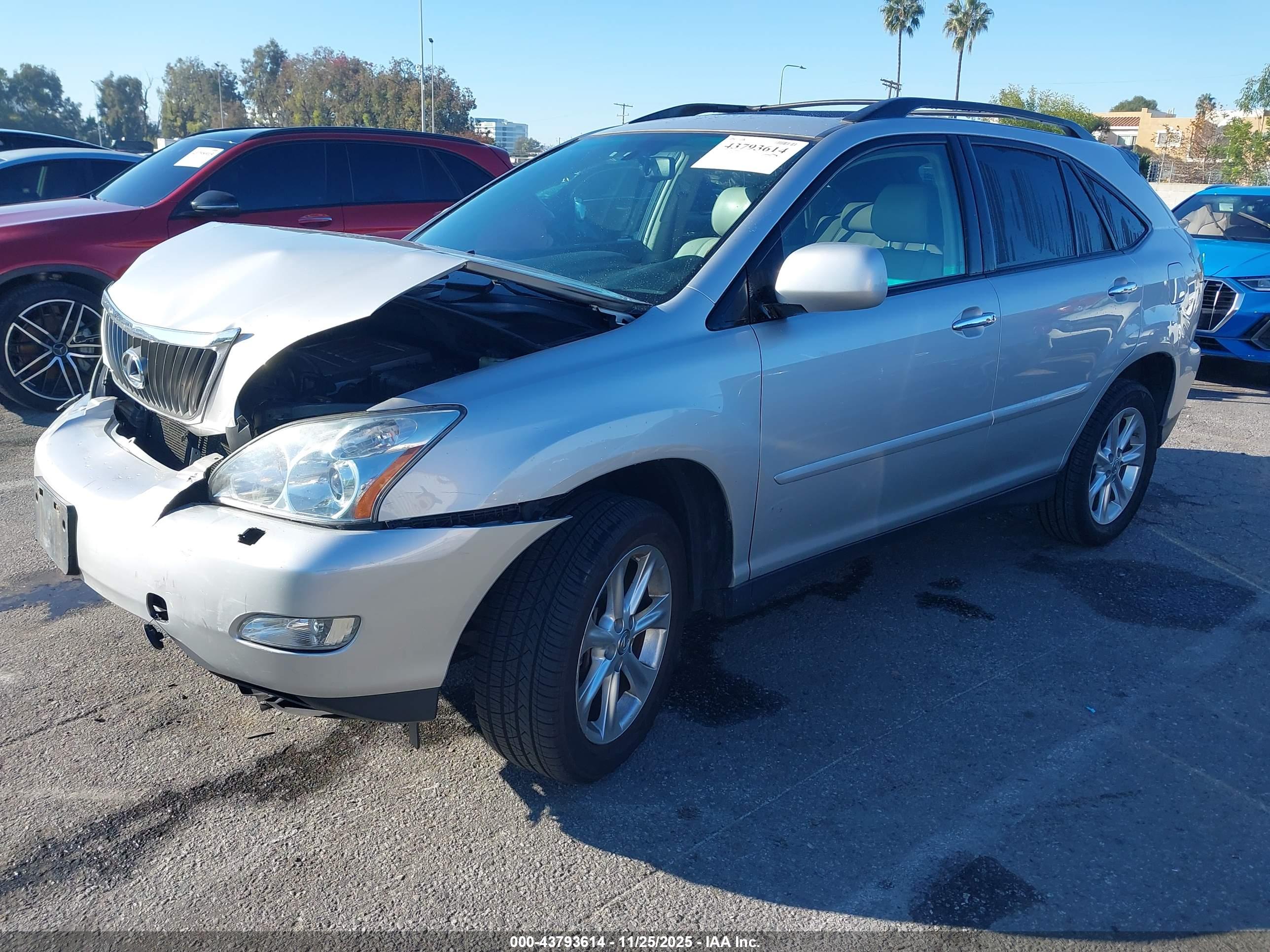 LEXUS RX image 2