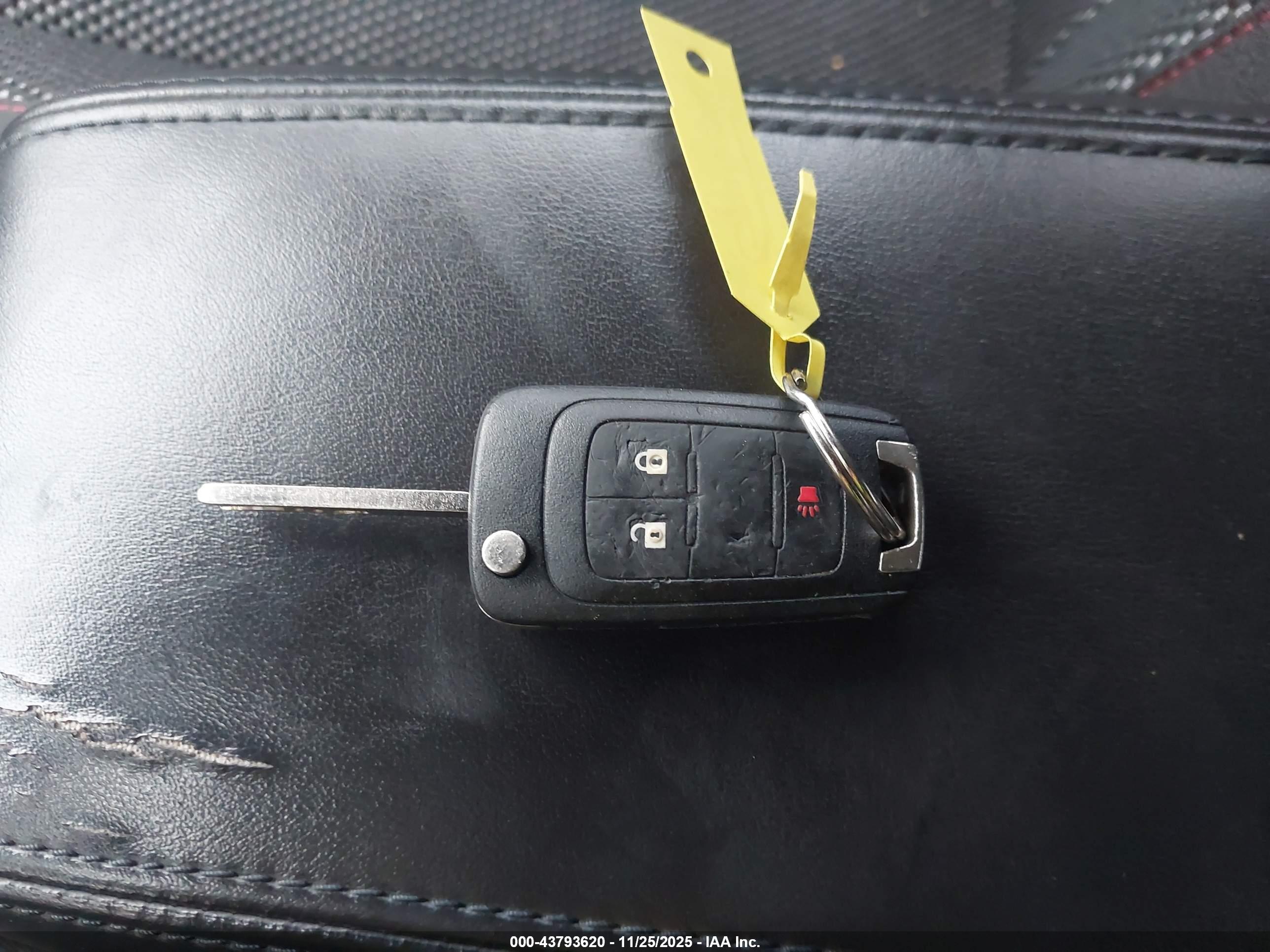 CHEVROLET EQUINOX image 11