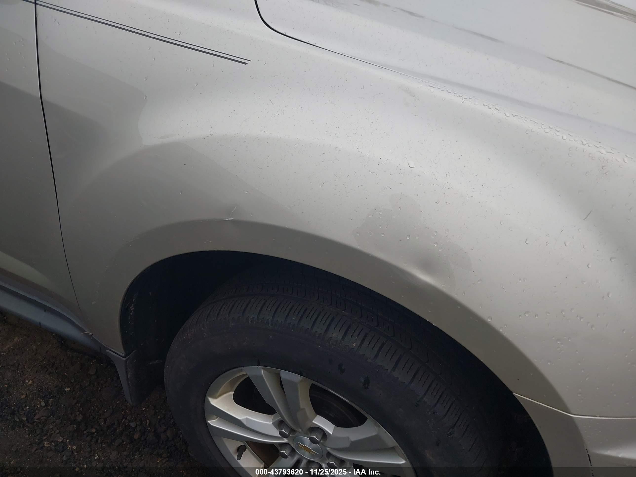 CHEVROLET EQUINOX image 6