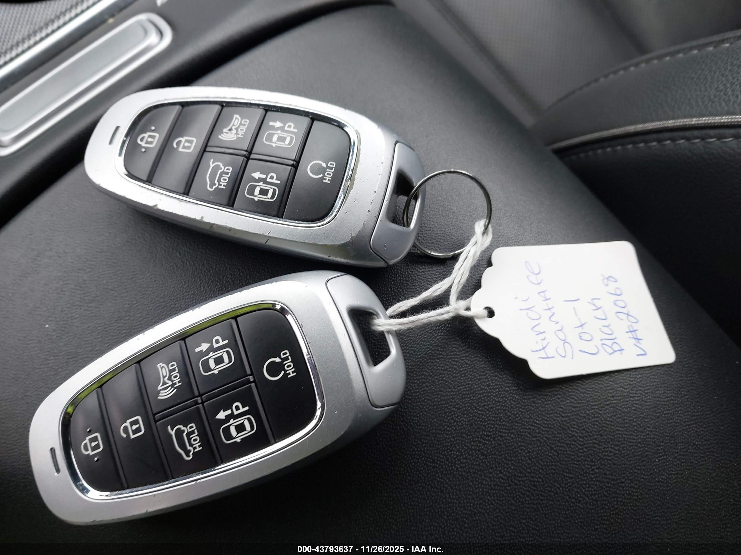 HYUNDAI SANTA image 11