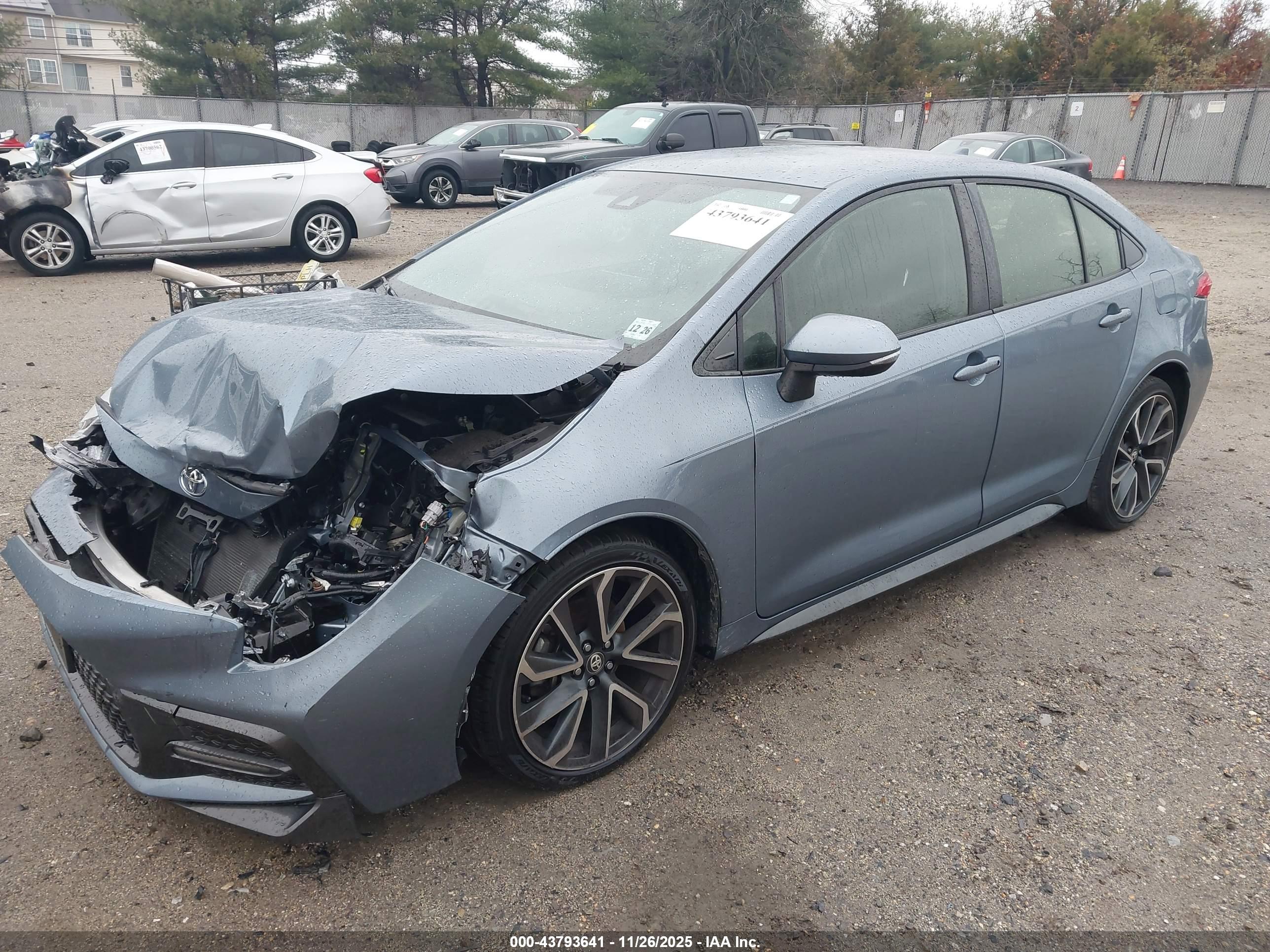 TOYOTA COROLLA image 2