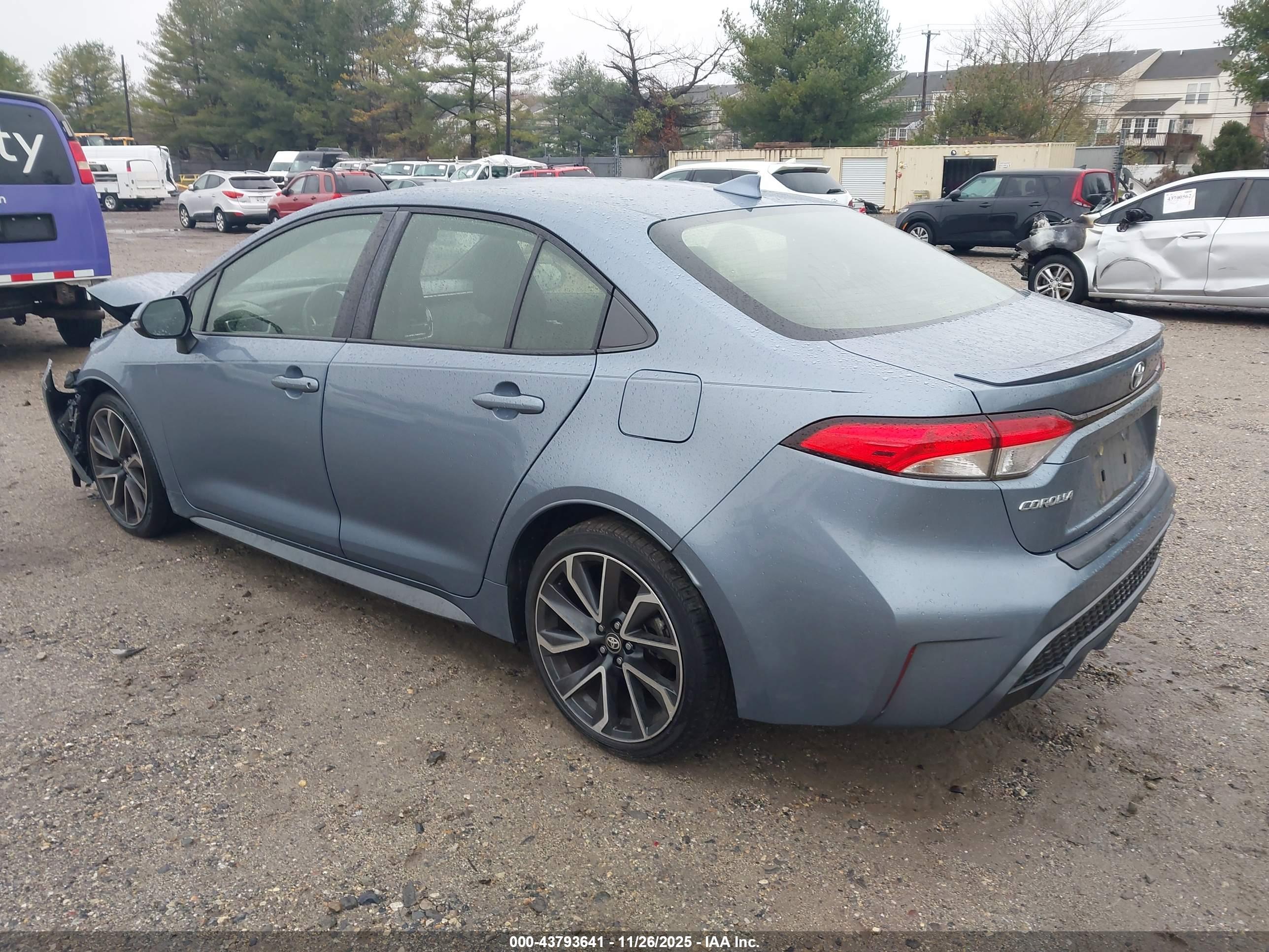 TOYOTA COROLLA image 3
