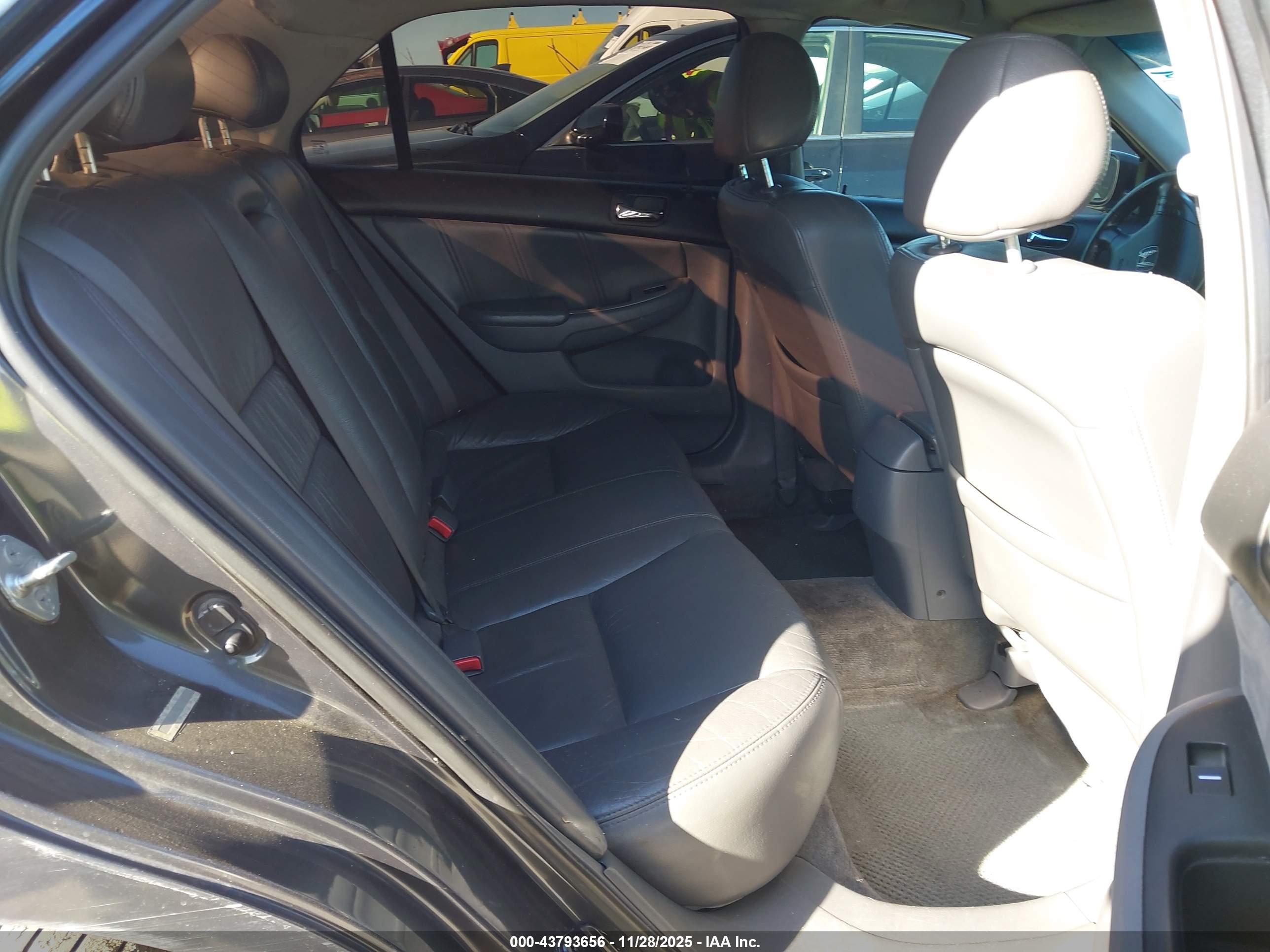 HONDA ACCORD image 8