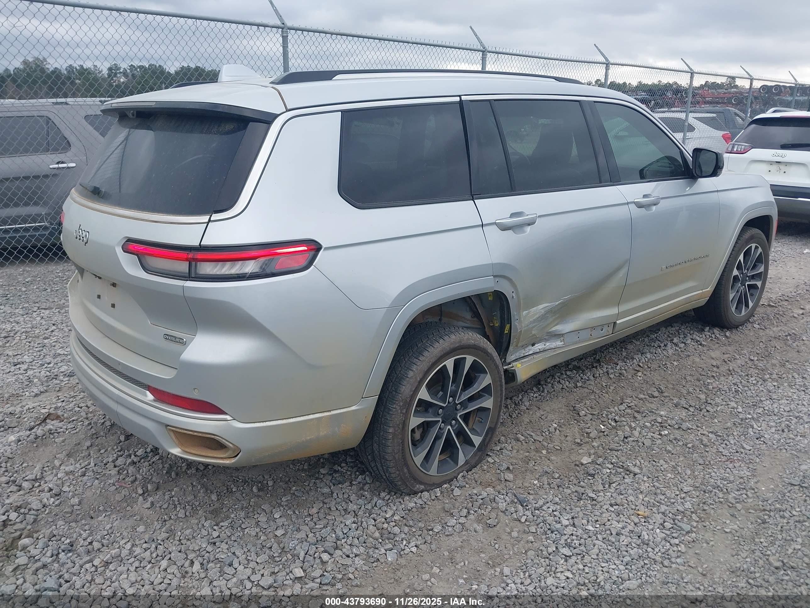 JEEP GRAND image 4