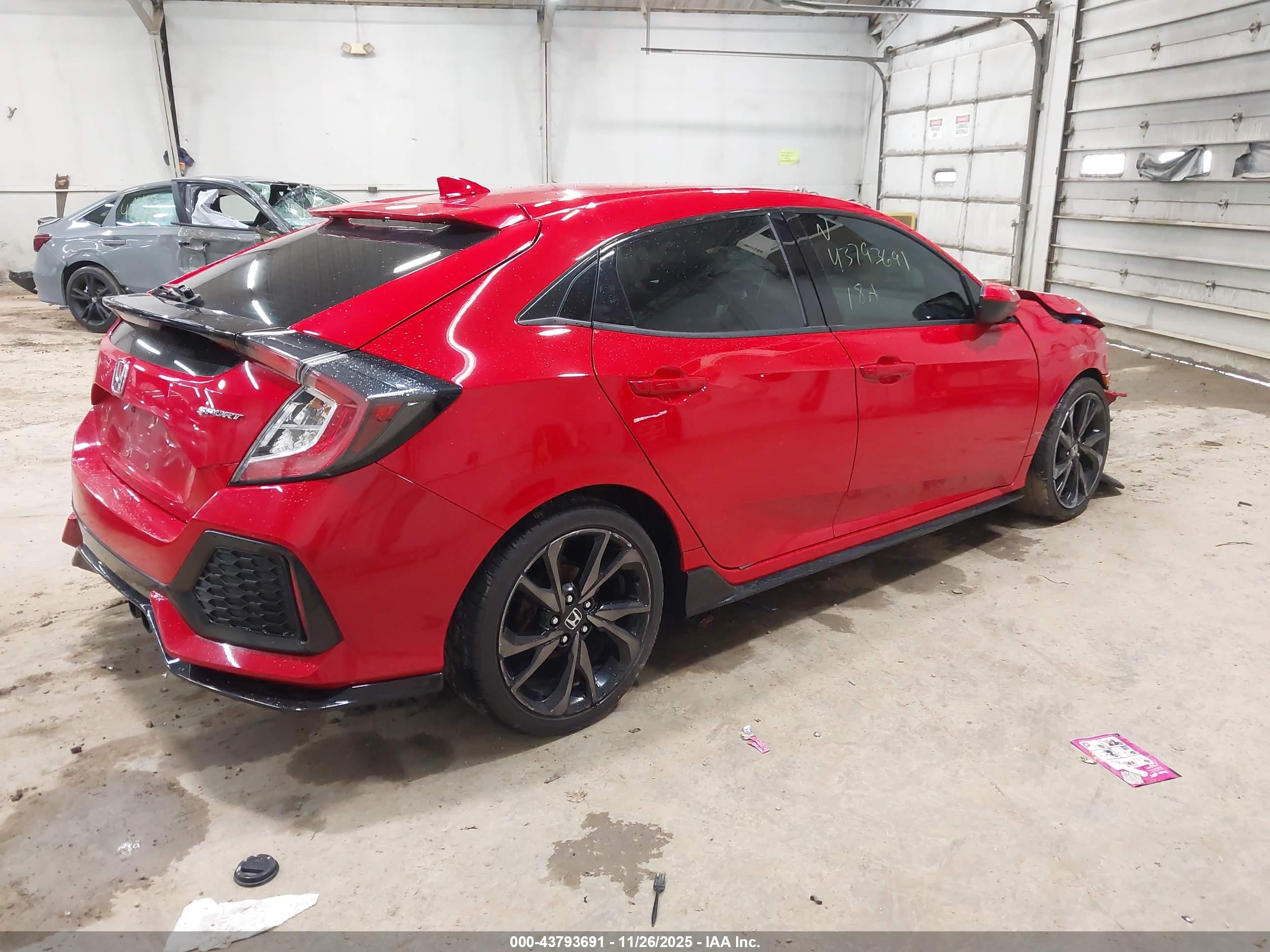 HONDA CIVIC image 4