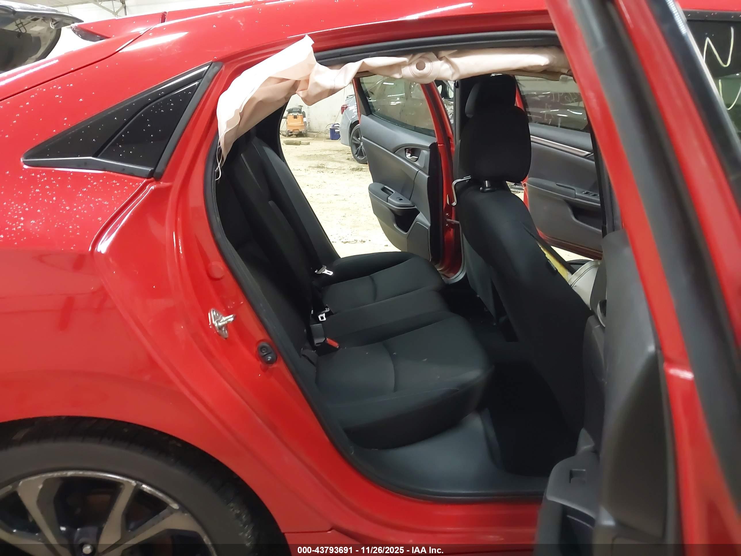 HONDA CIVIC image 8