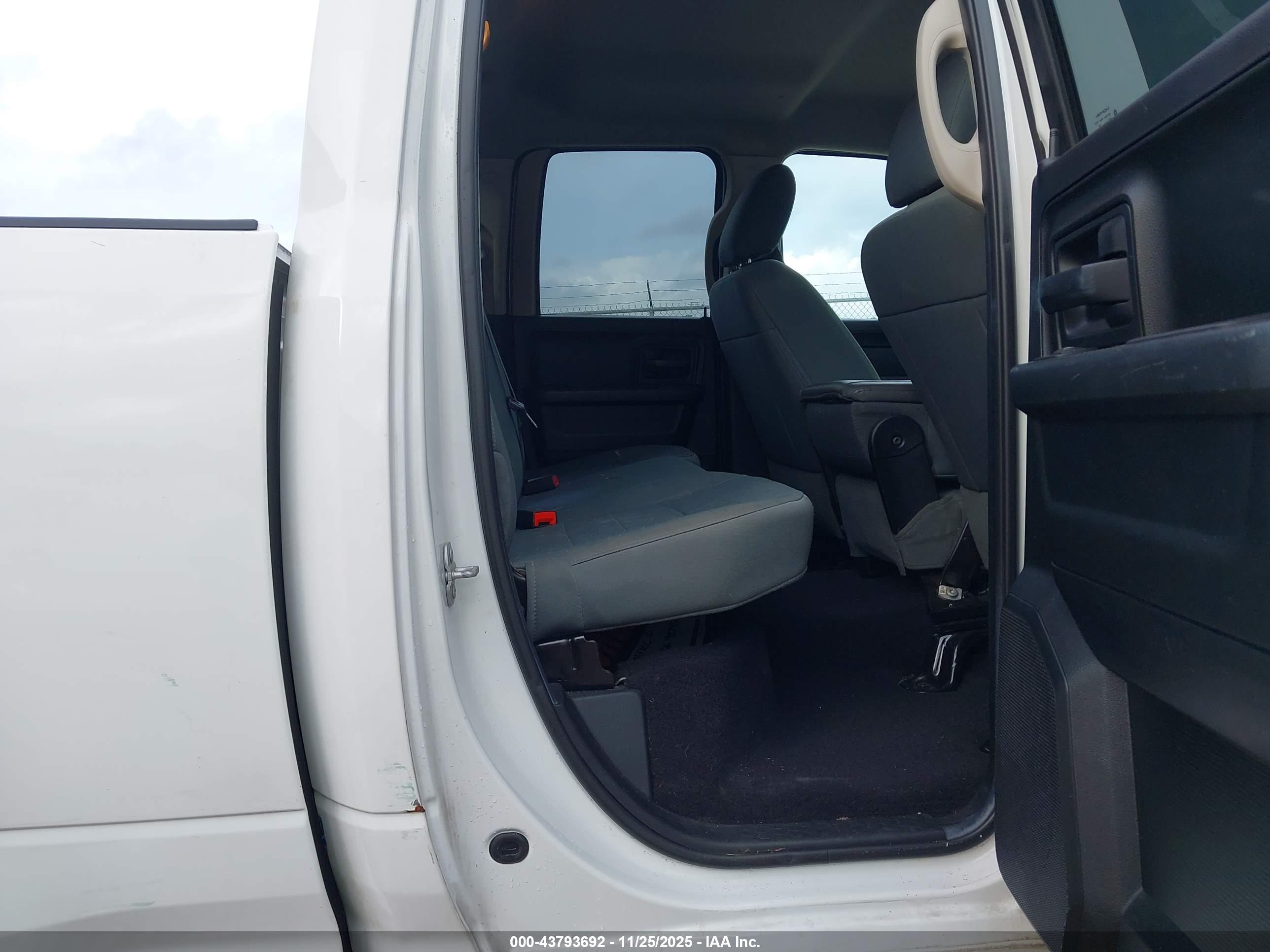RAM 1500 image 8