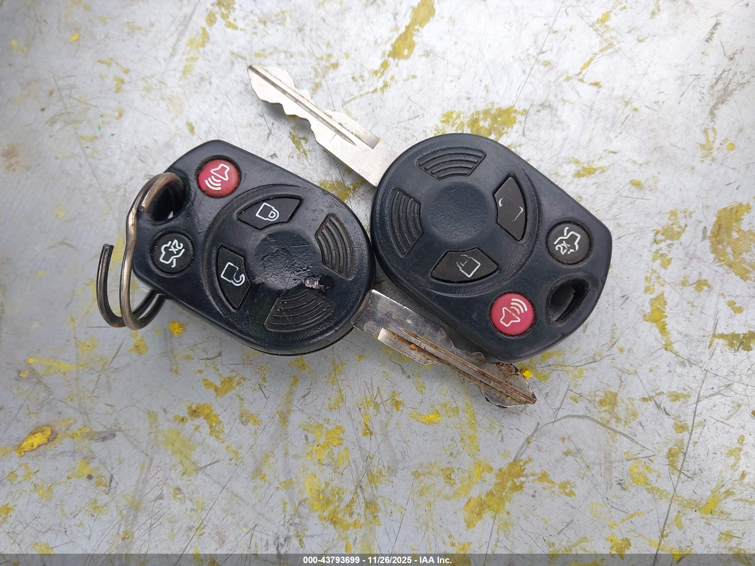 FORD TAURUS image 11