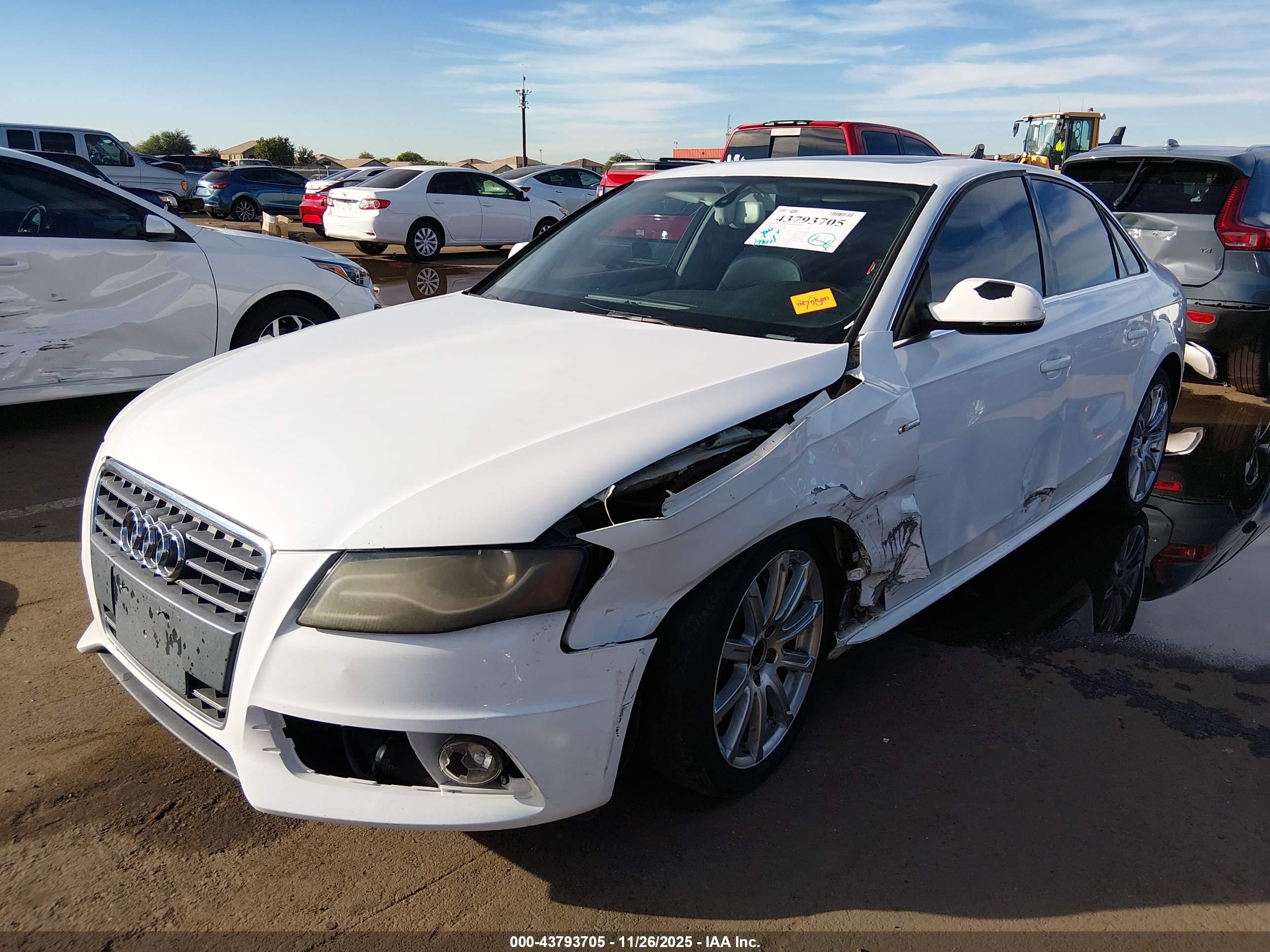 AUDI A4 image 2