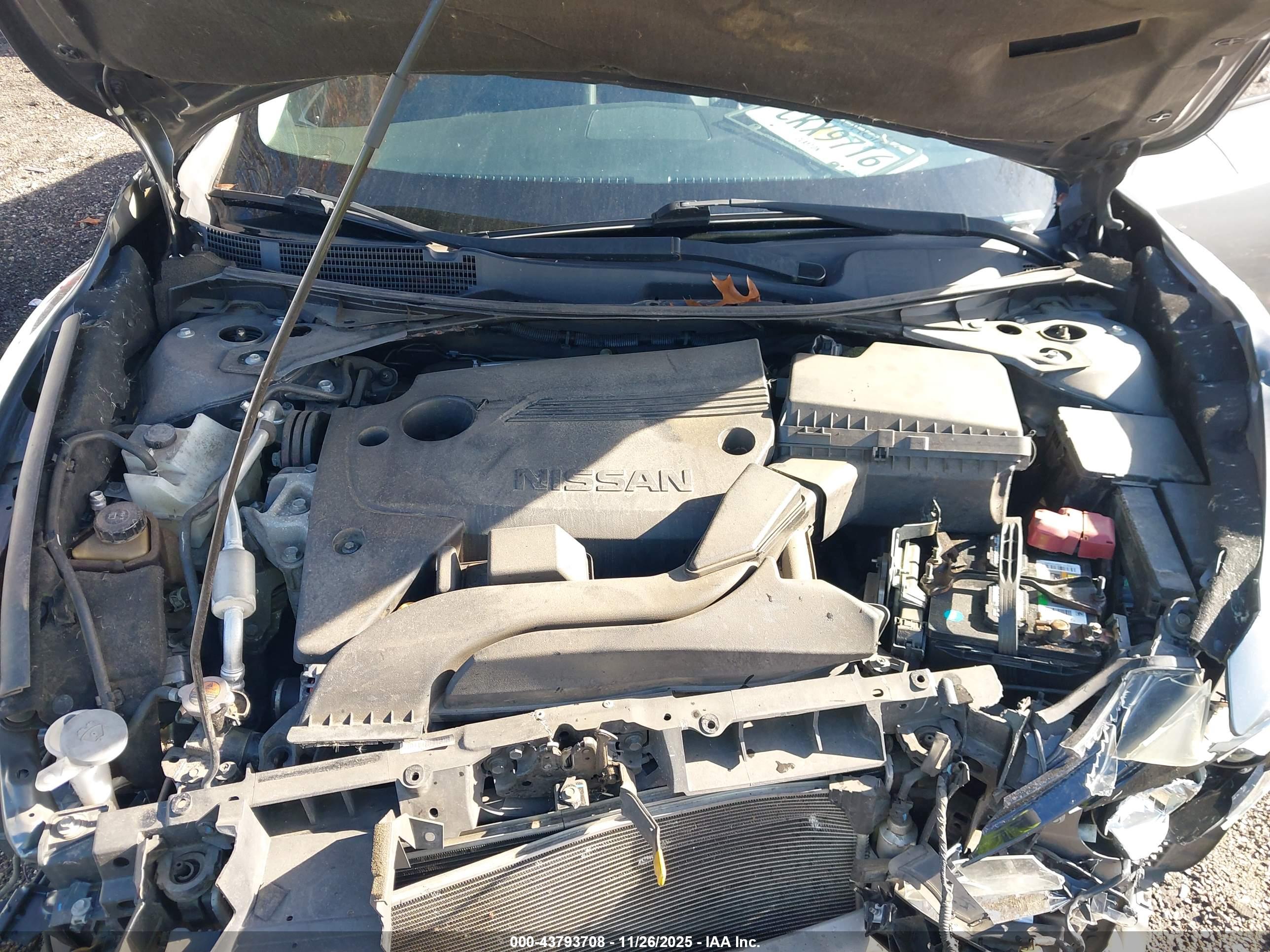 NISSAN ALTIMA image 10
