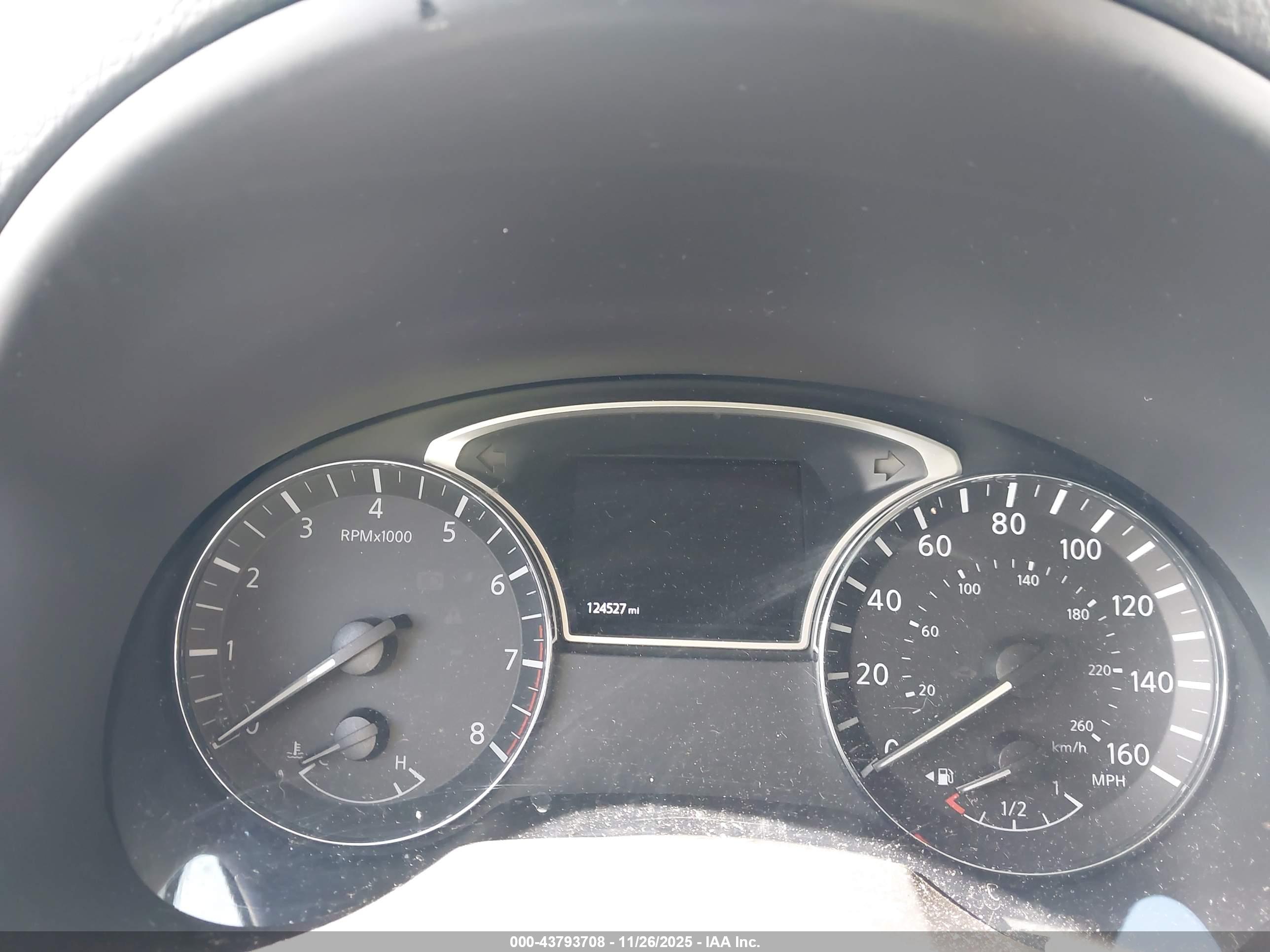NISSAN ALTIMA image 7