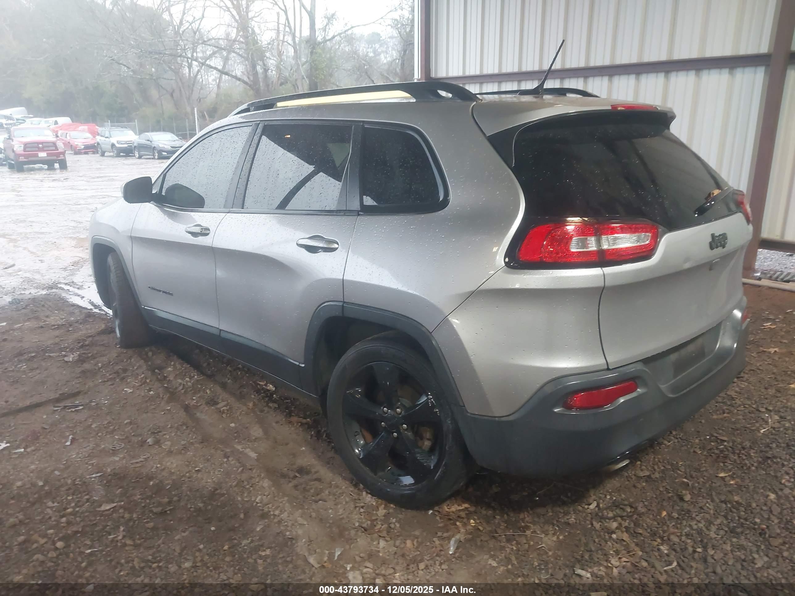 JEEP CHEROKEE image 3
