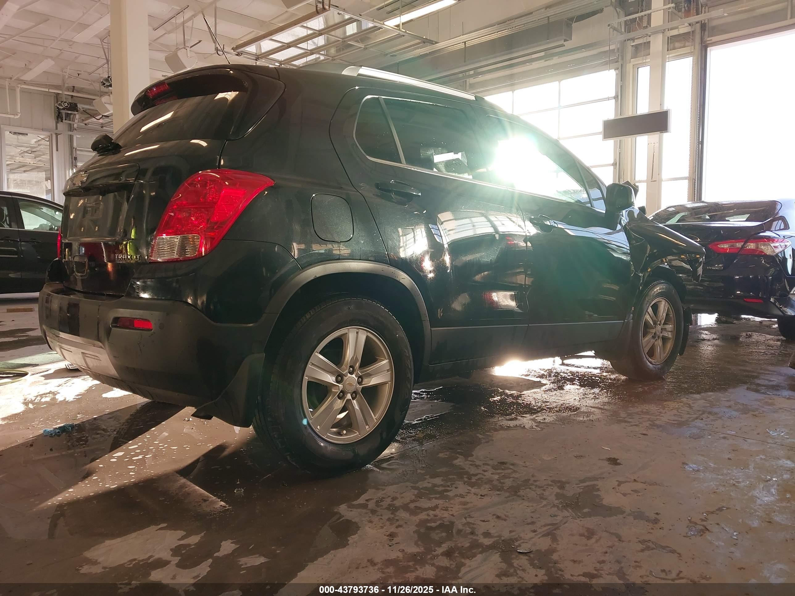 CHEVROLET TRAX image 4