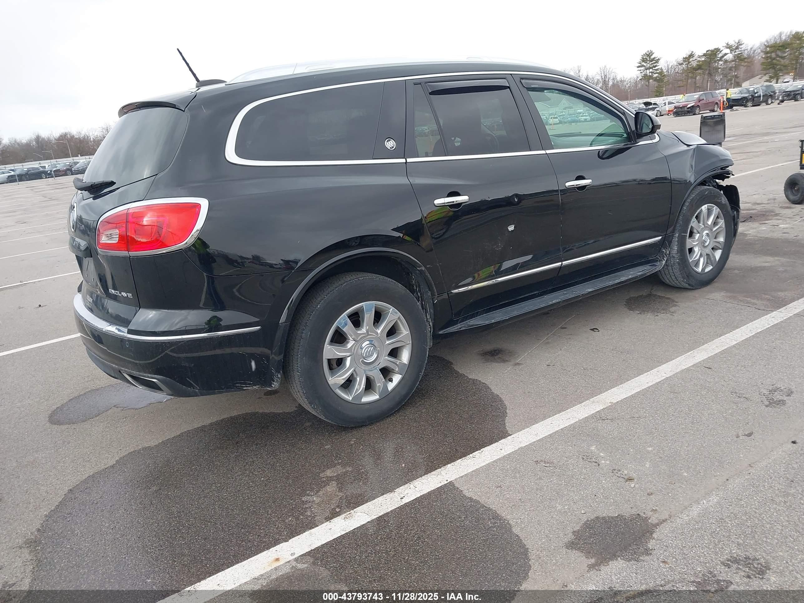 BUICK ENCLAVE image 4