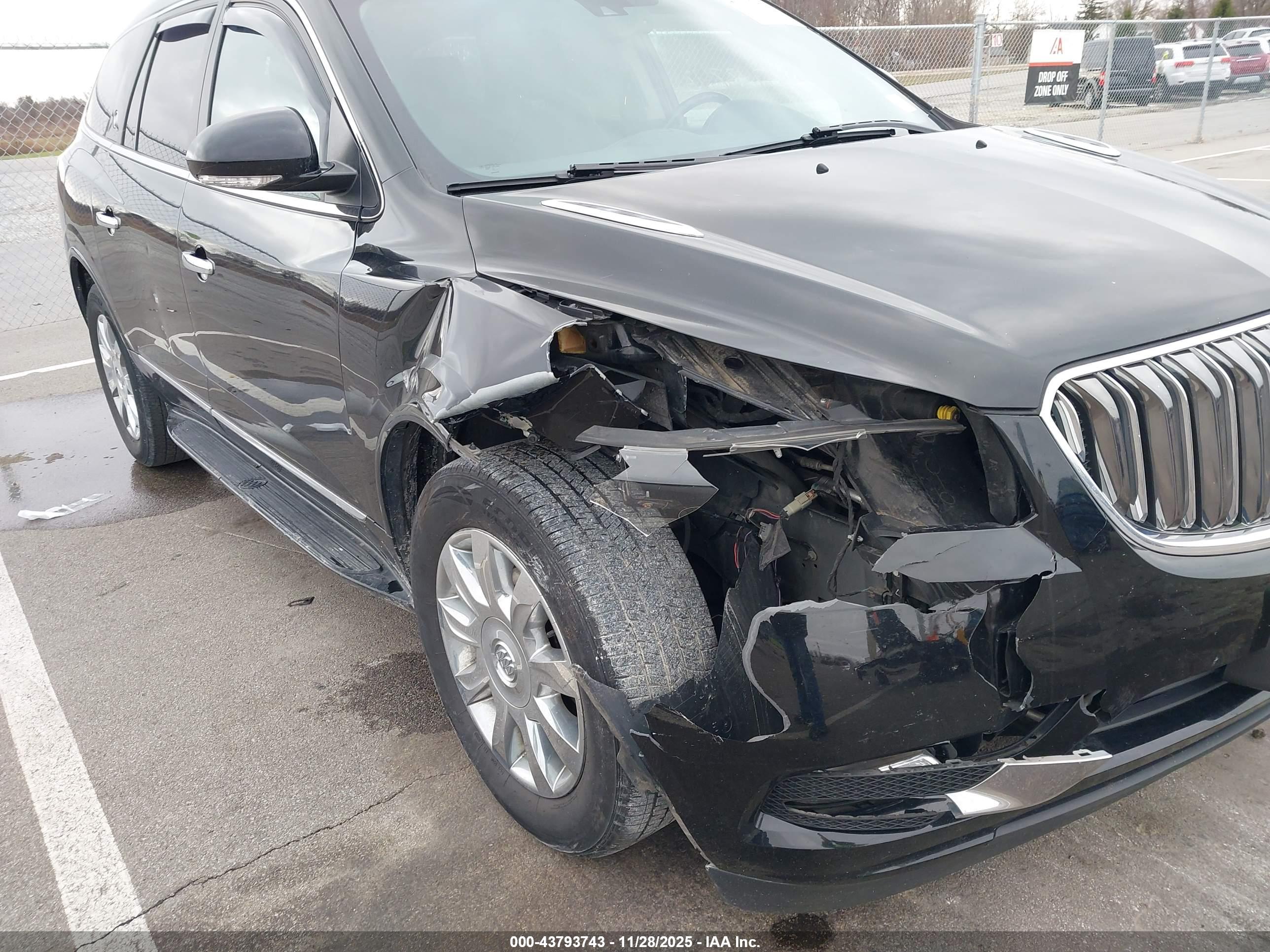 BUICK ENCLAVE image 6