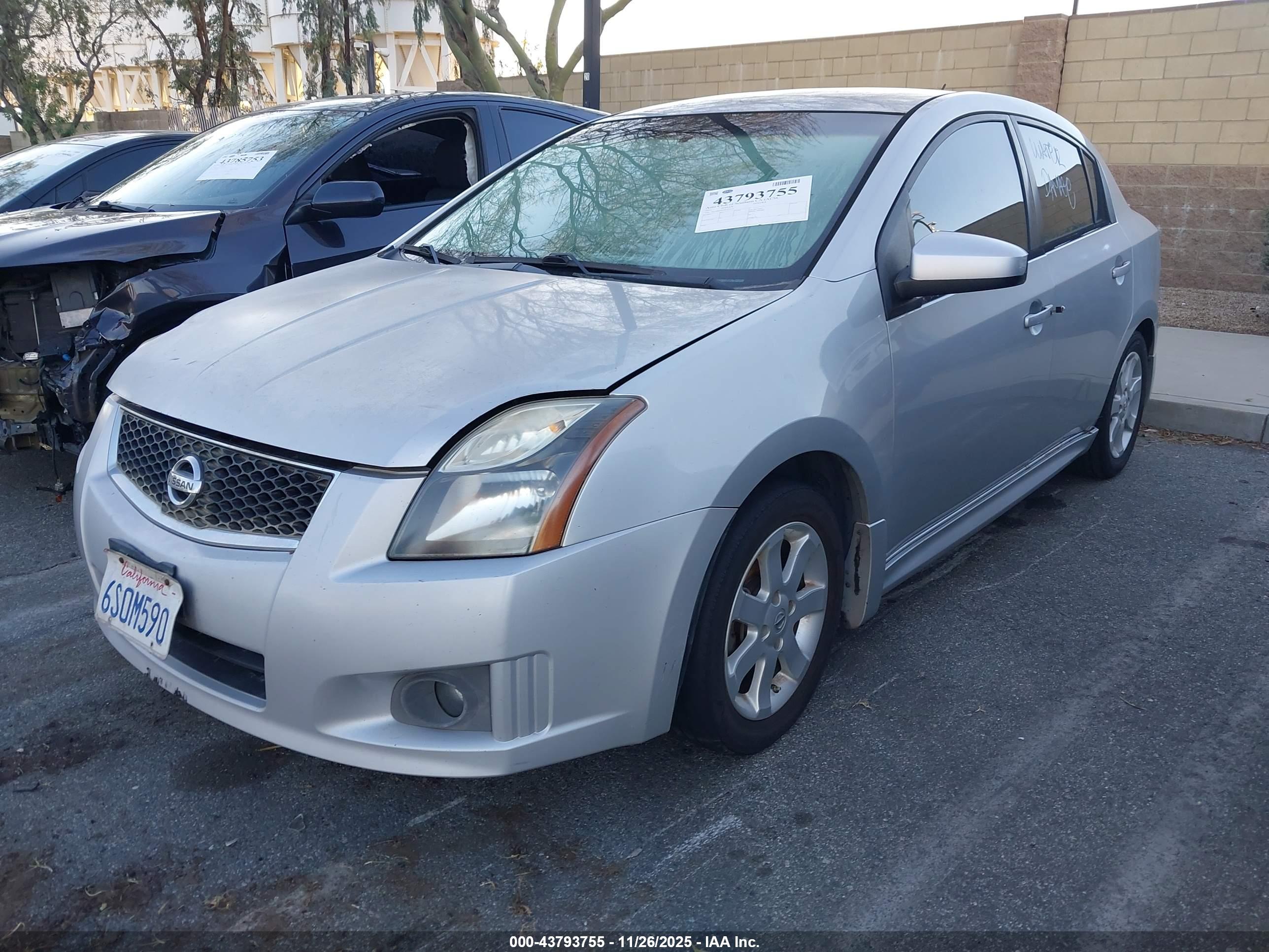 NISSAN SENTRA image 2