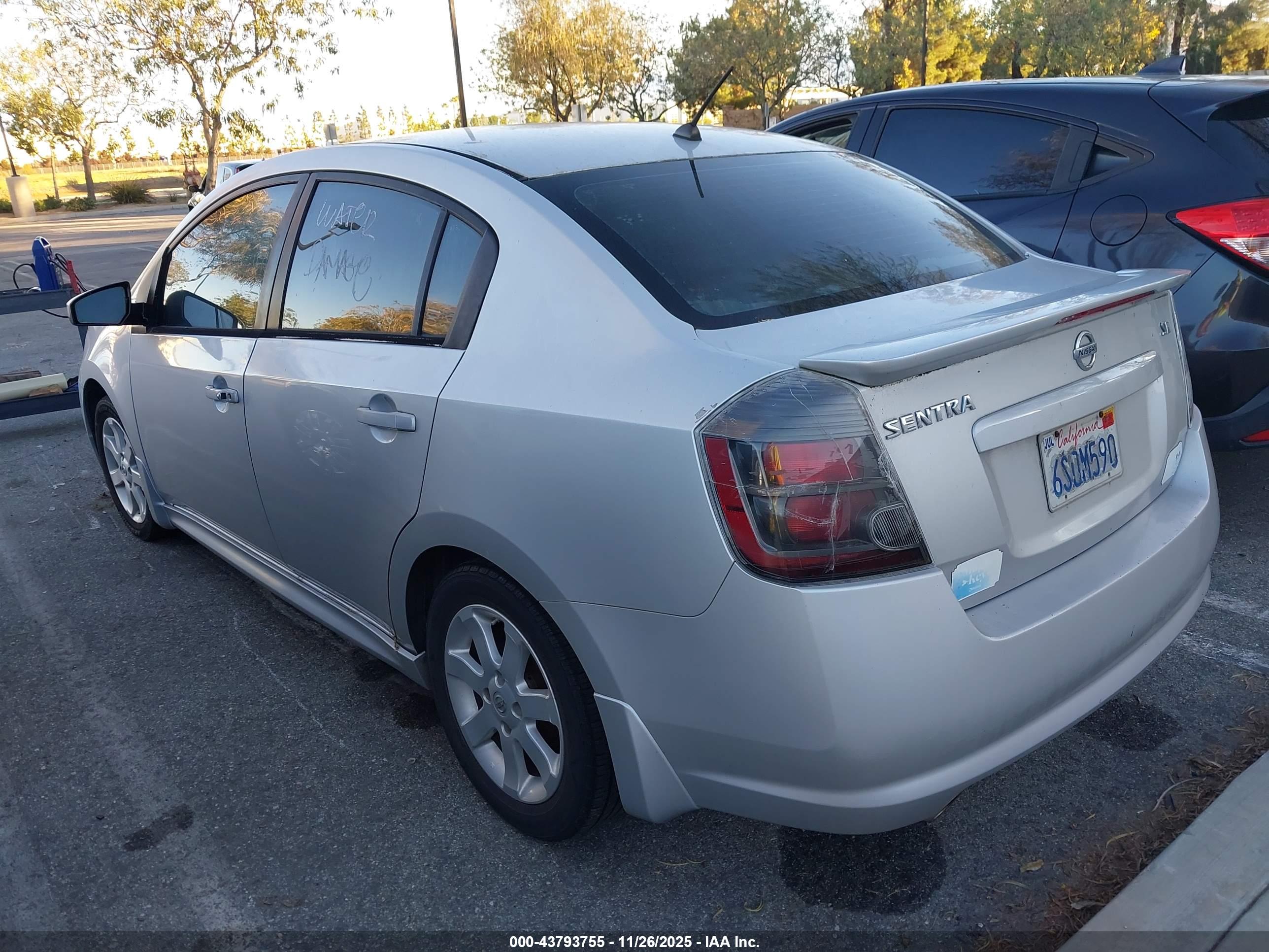 NISSAN SENTRA image 3