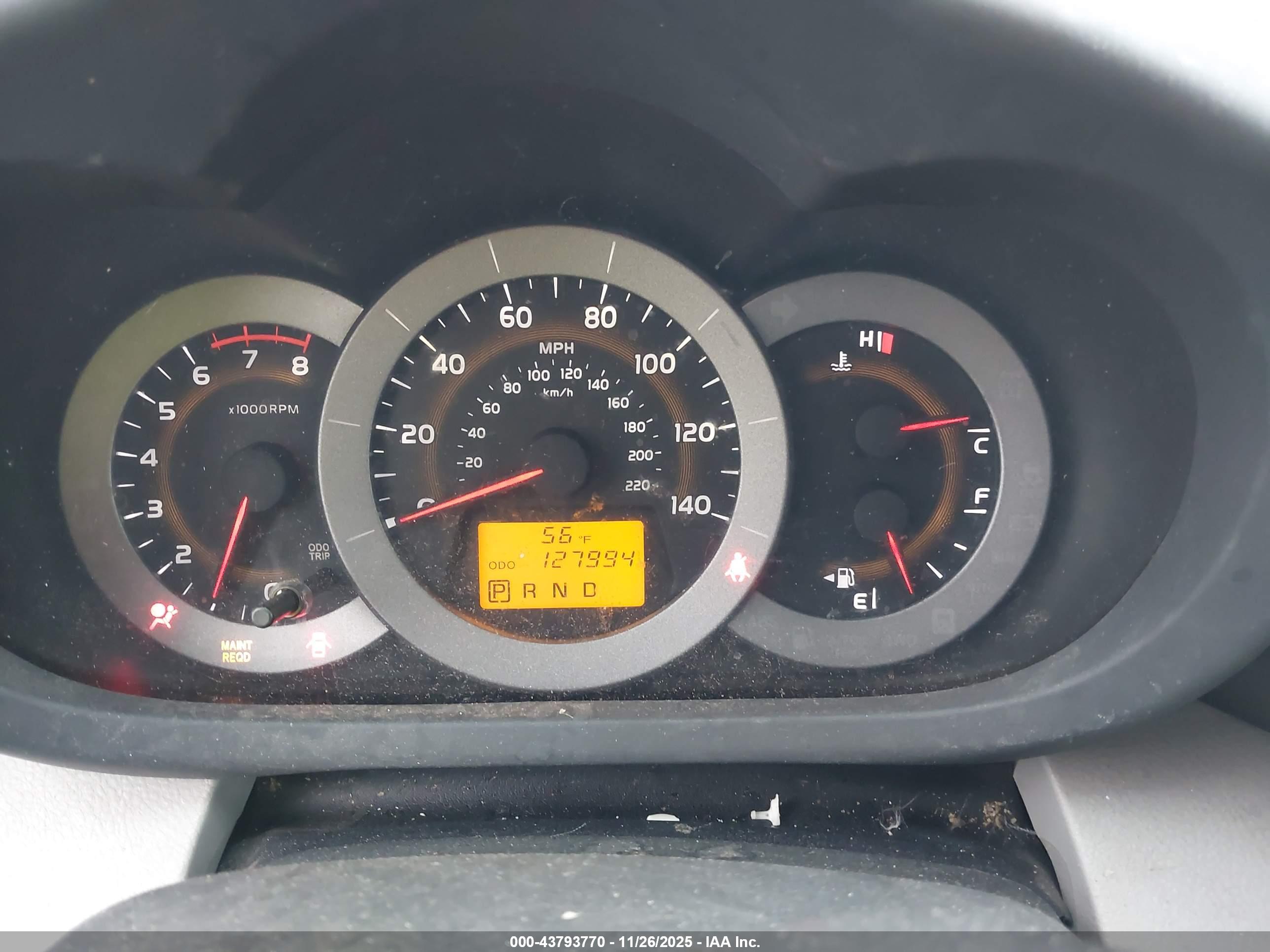 TOYOTA RAV4 image 7