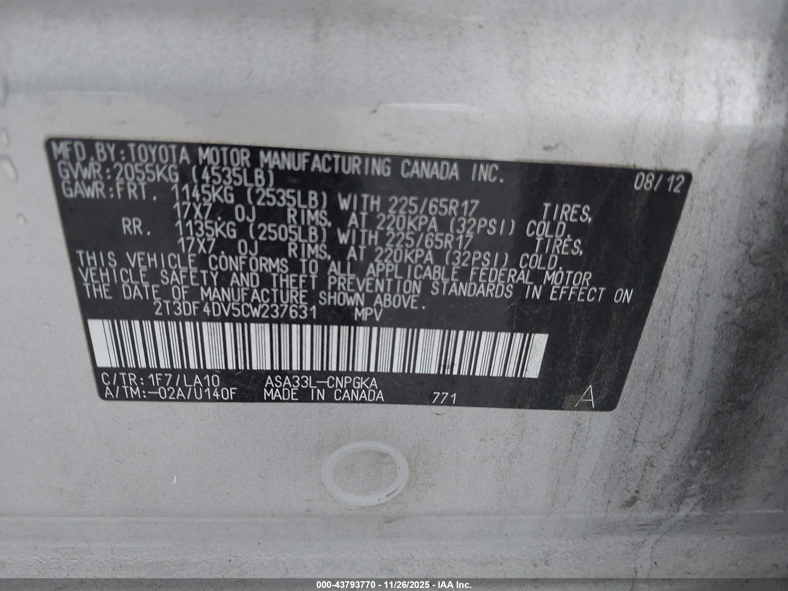 TOYOTA RAV4 image 9