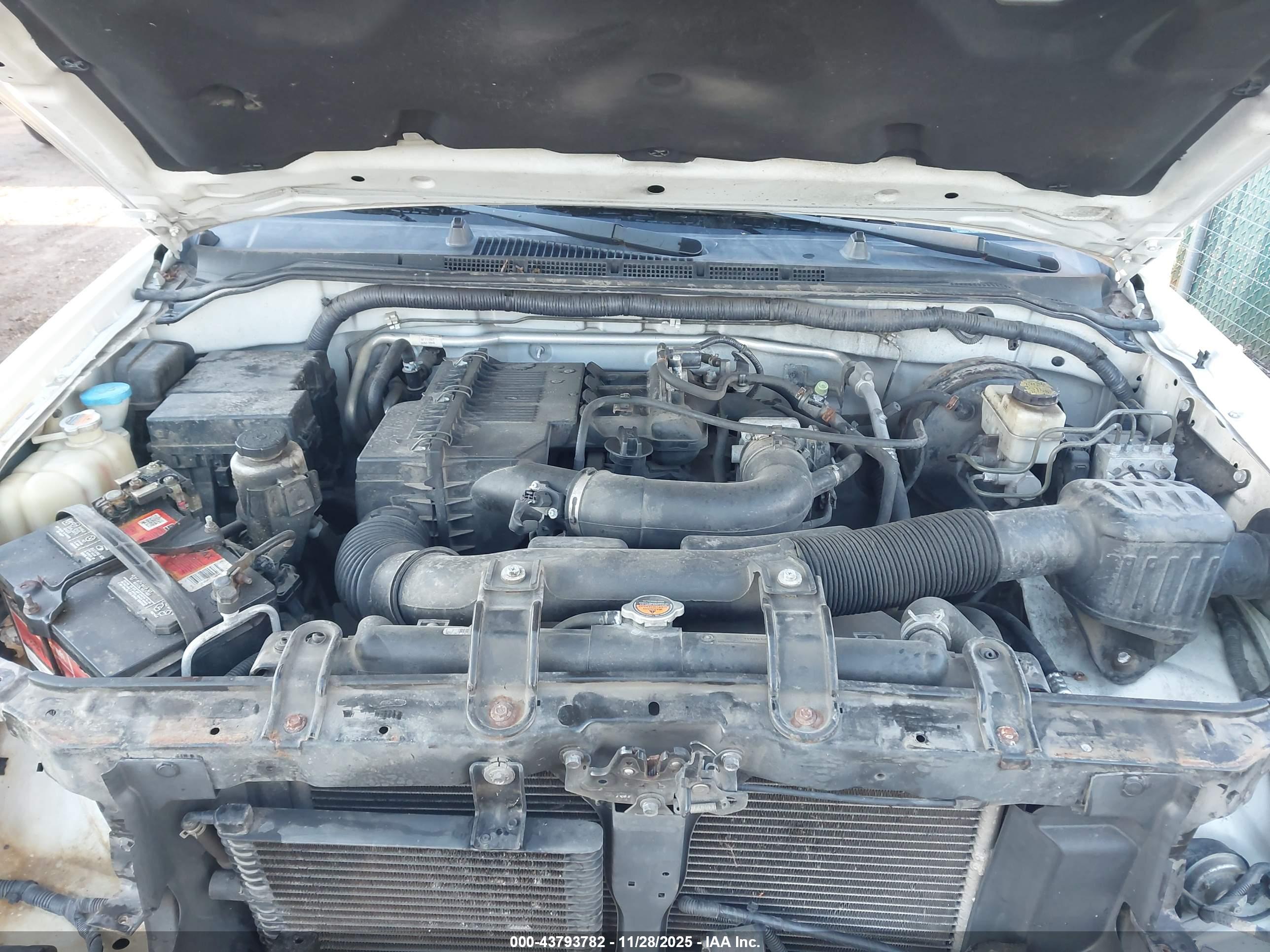 NISSAN FRONTIER image 10